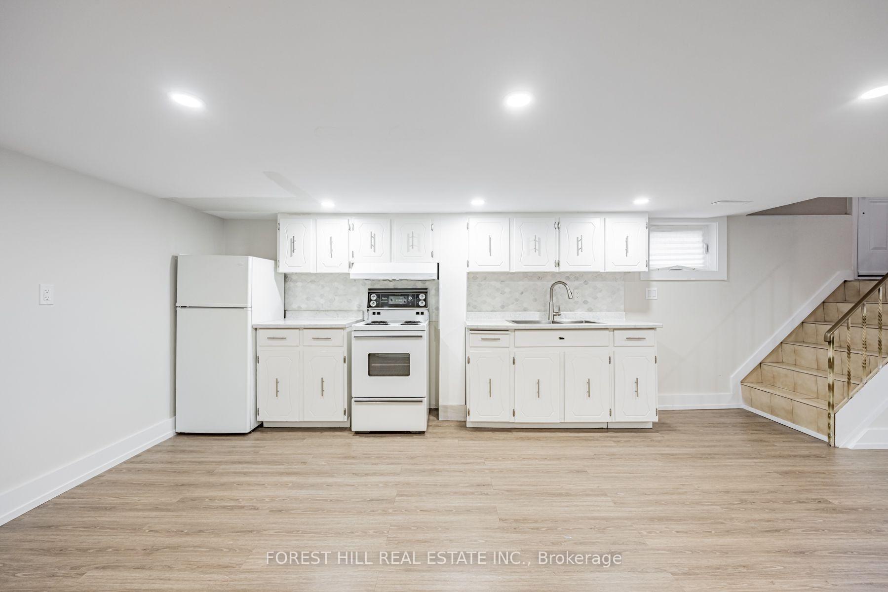 Photo 33 of 159 Spalding Road, North York, Downsview-Roding-CFB — HOMEH