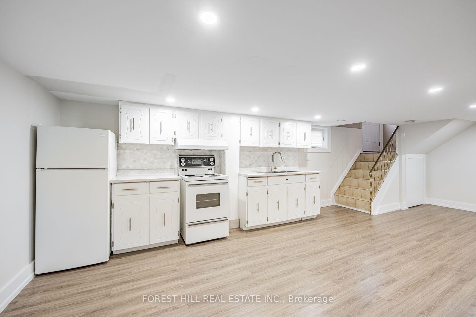 Photo 34 of 159 Spalding Road, North York, Downsview-Roding-CFB — HOMEH