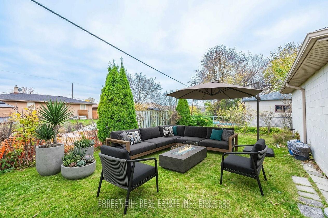 Photo 42 of 159 Spalding Road, North York, Downsview-Roding-CFB — HOMEH