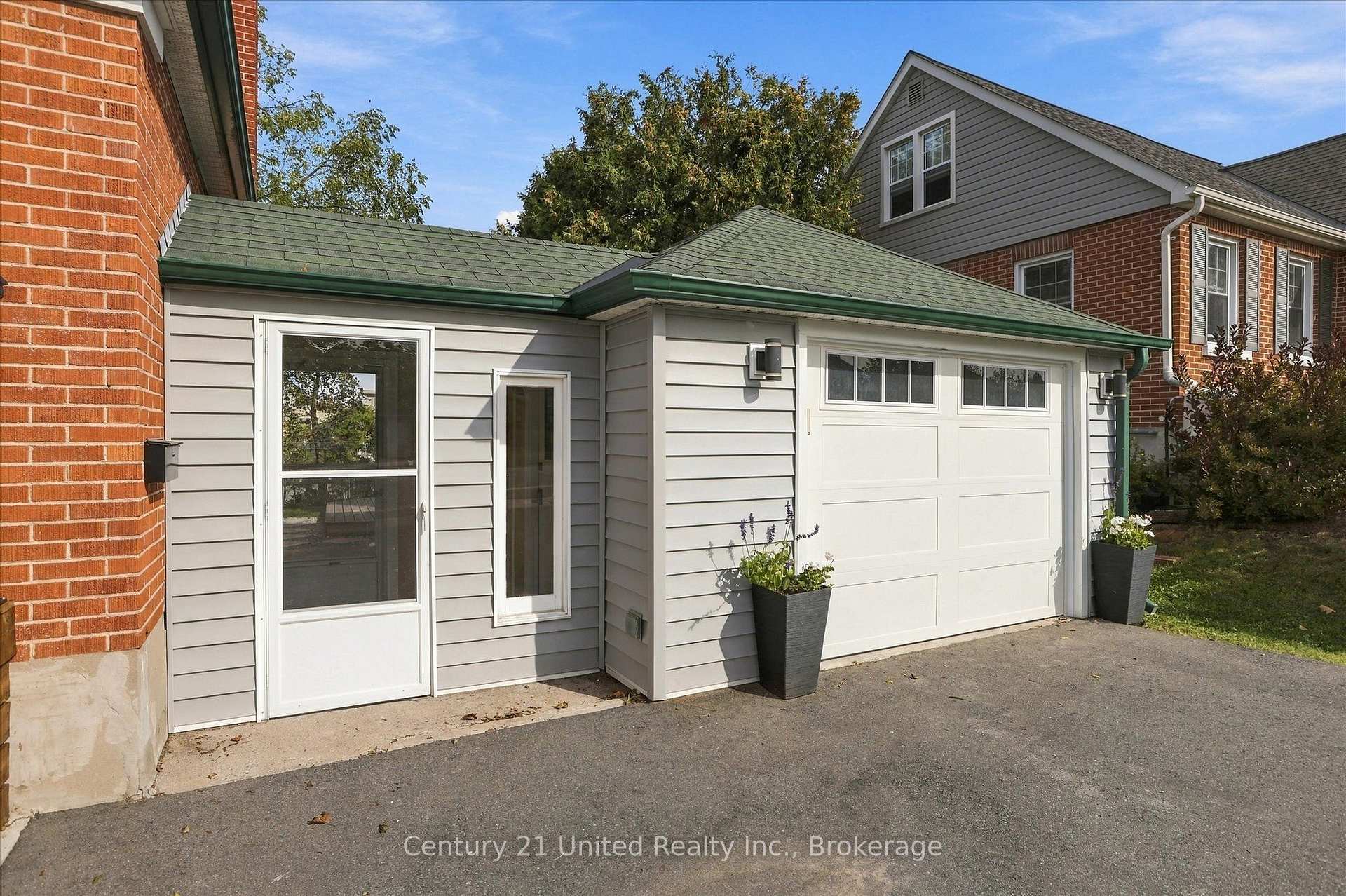 Photo 26 of 766 Devon Avenue, Peterborough, Otonabee Ward 1 — HOMEH