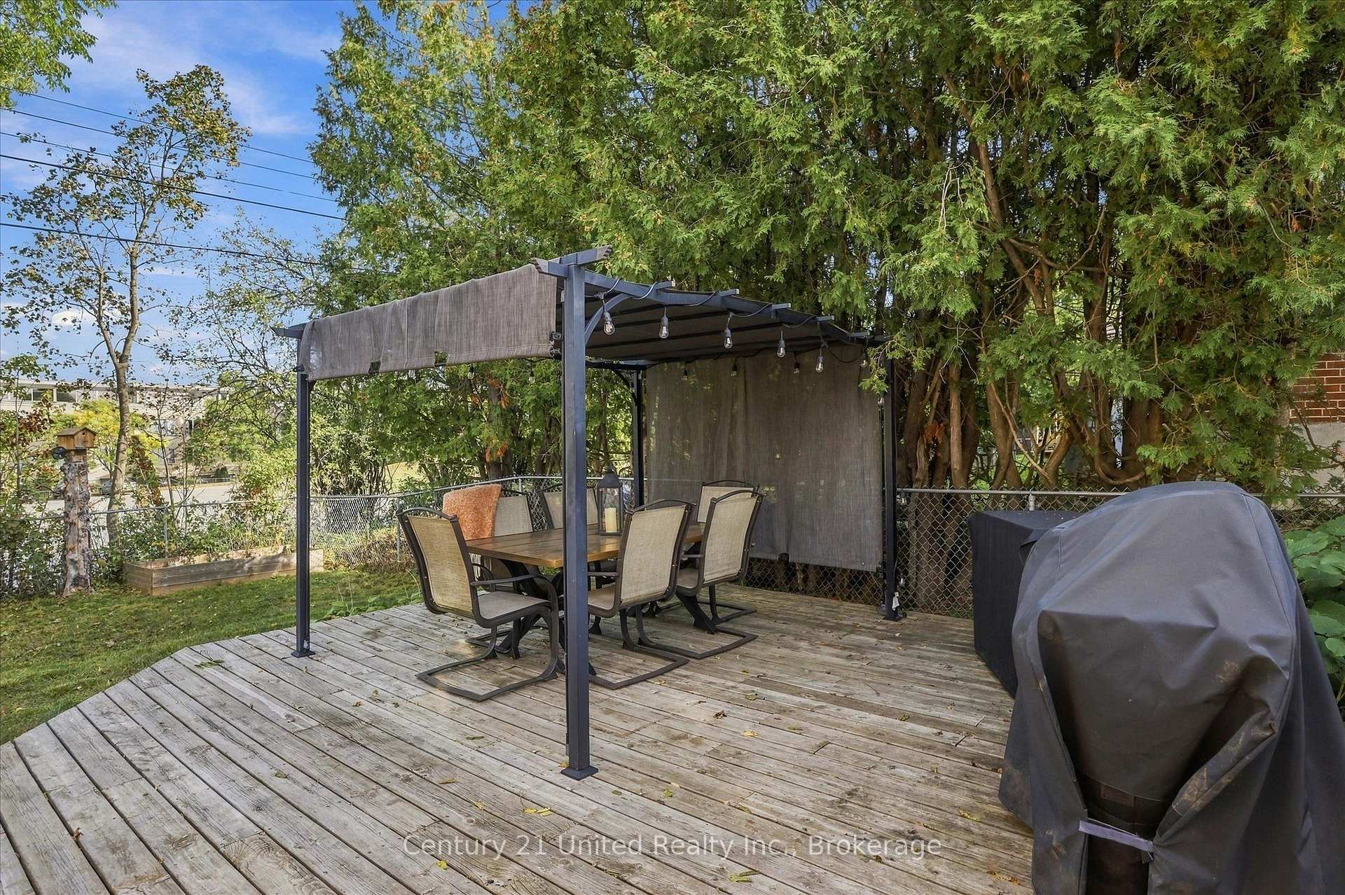 Photo 28 of 766 Devon Avenue, Peterborough, Otonabee Ward 1 — HOMEH