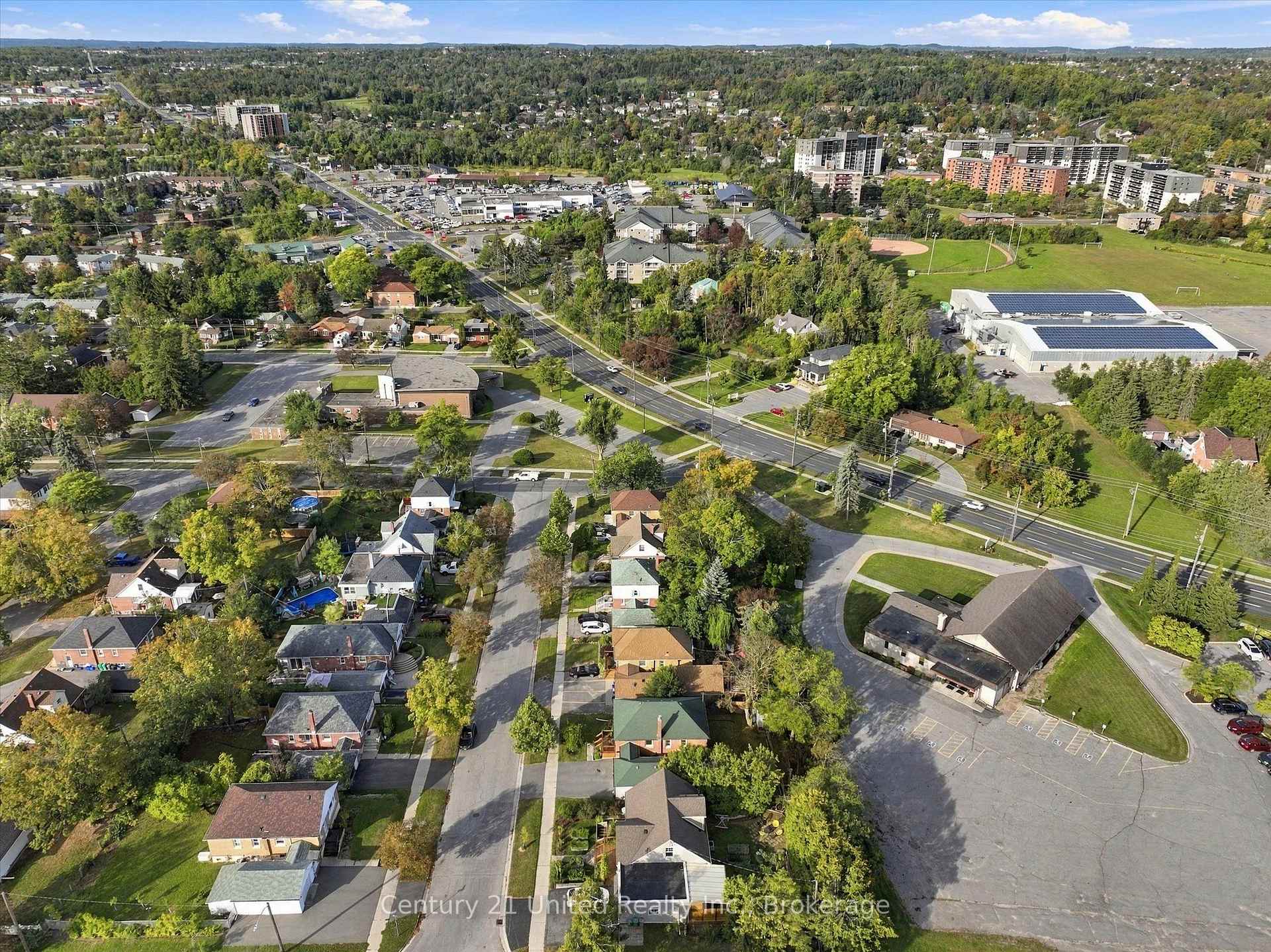 Photo 33 of 766 Devon Avenue, Peterborough, Otonabee Ward 1 — HOMEH