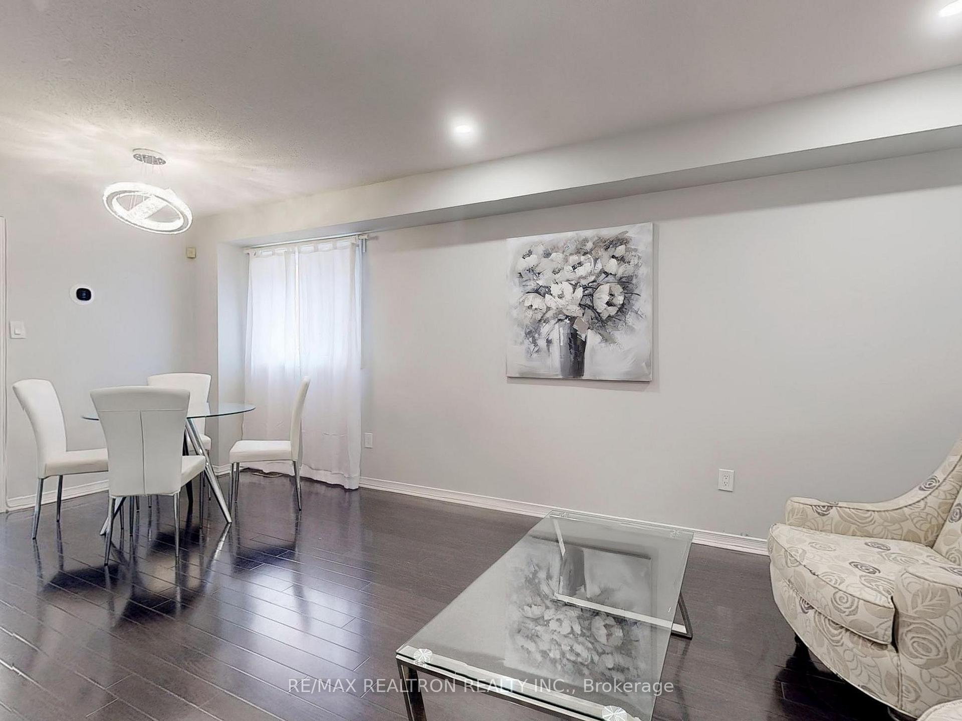 Photo 29 of Unit Upper, 8 Estoril Street, Richmond Hill, Observatory — HOMEH