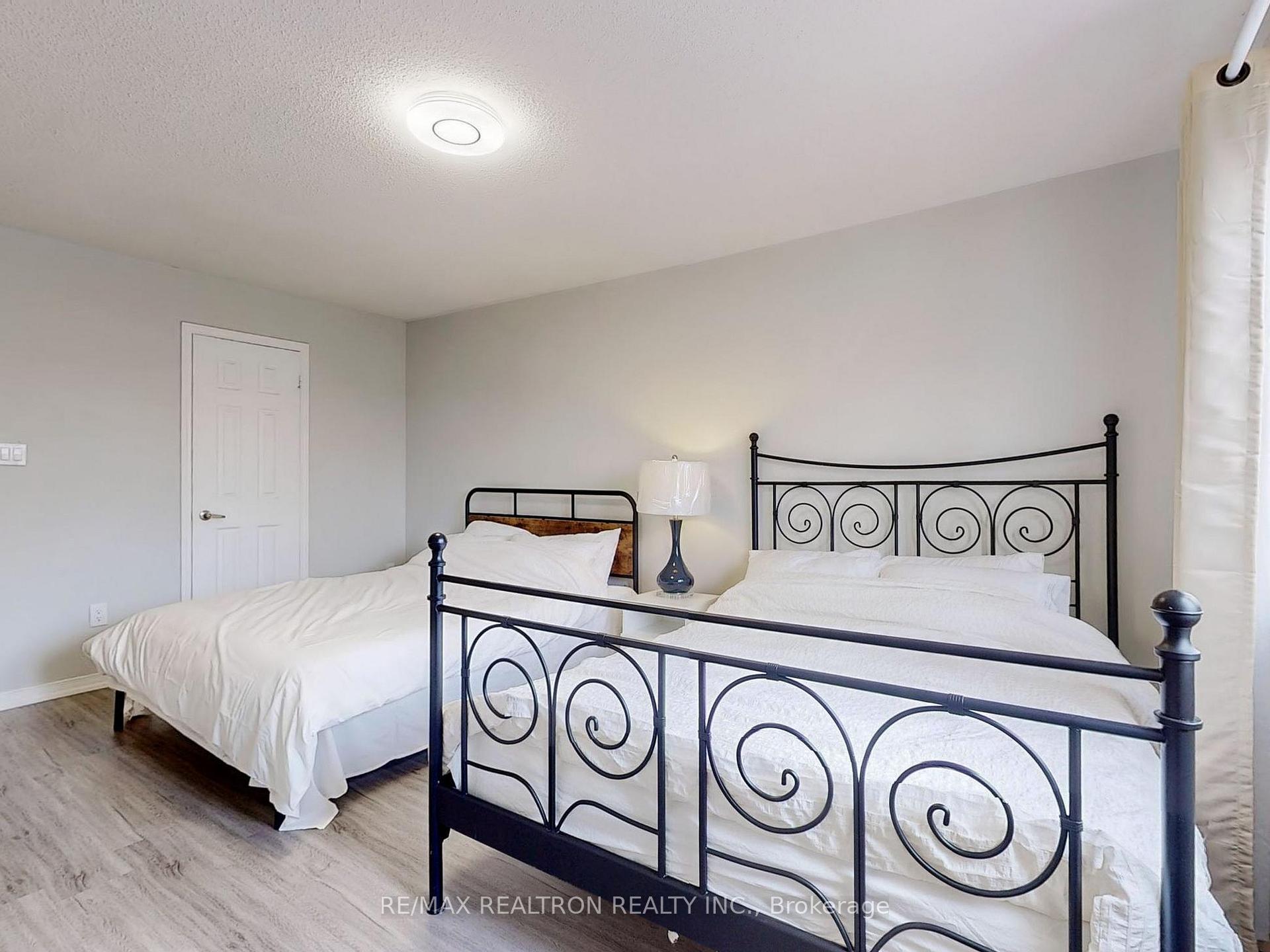 Photo 31 of Unit Upper, 8 Estoril Street, Richmond Hill, Observatory — HOMEH