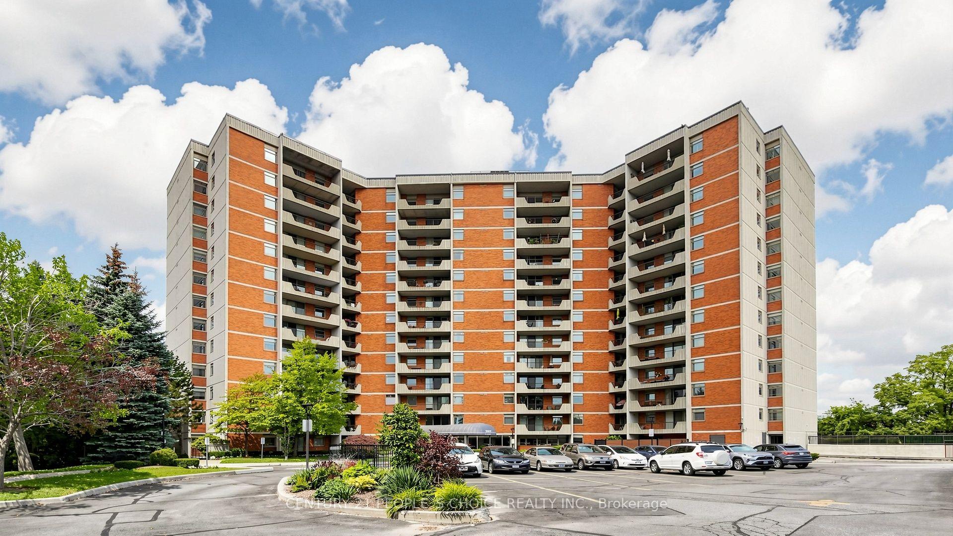 Photo of Unit 310, 7811 Yonge Street