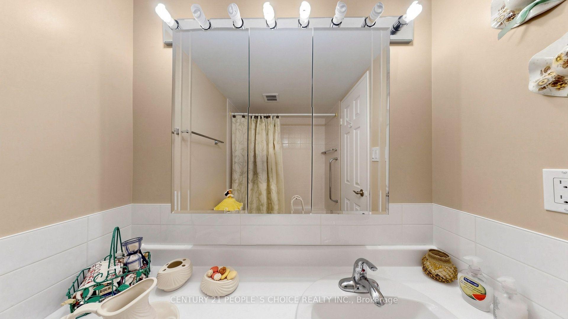 Photo 26 of Unit 310, 7811 Yonge Street, Markham, Thornhill — HOMEH