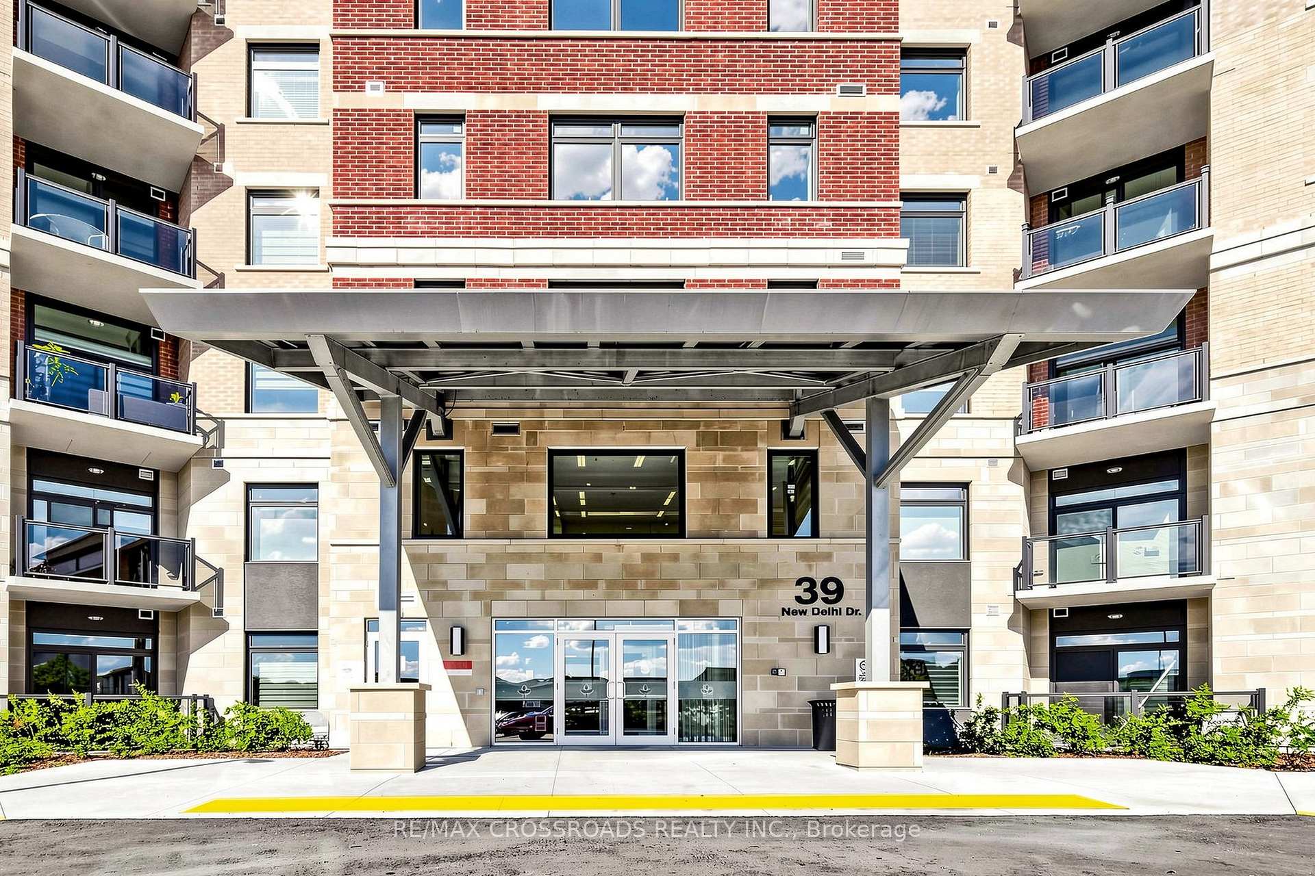 Photo 4 of Unit 222, 39 New Delhi Drive N, Markham, Cedarwood — HOMEH