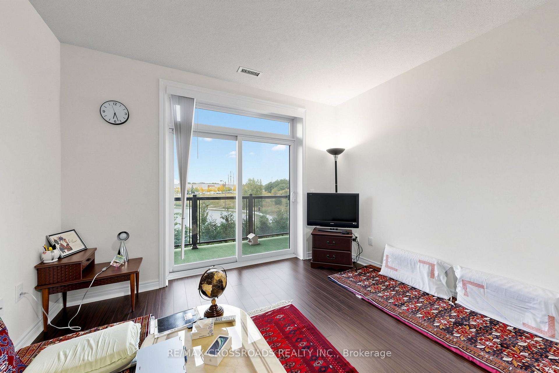 Photo 10 of Unit 222, 39 New Delhi Drive N, Markham, Cedarwood — HOMEH