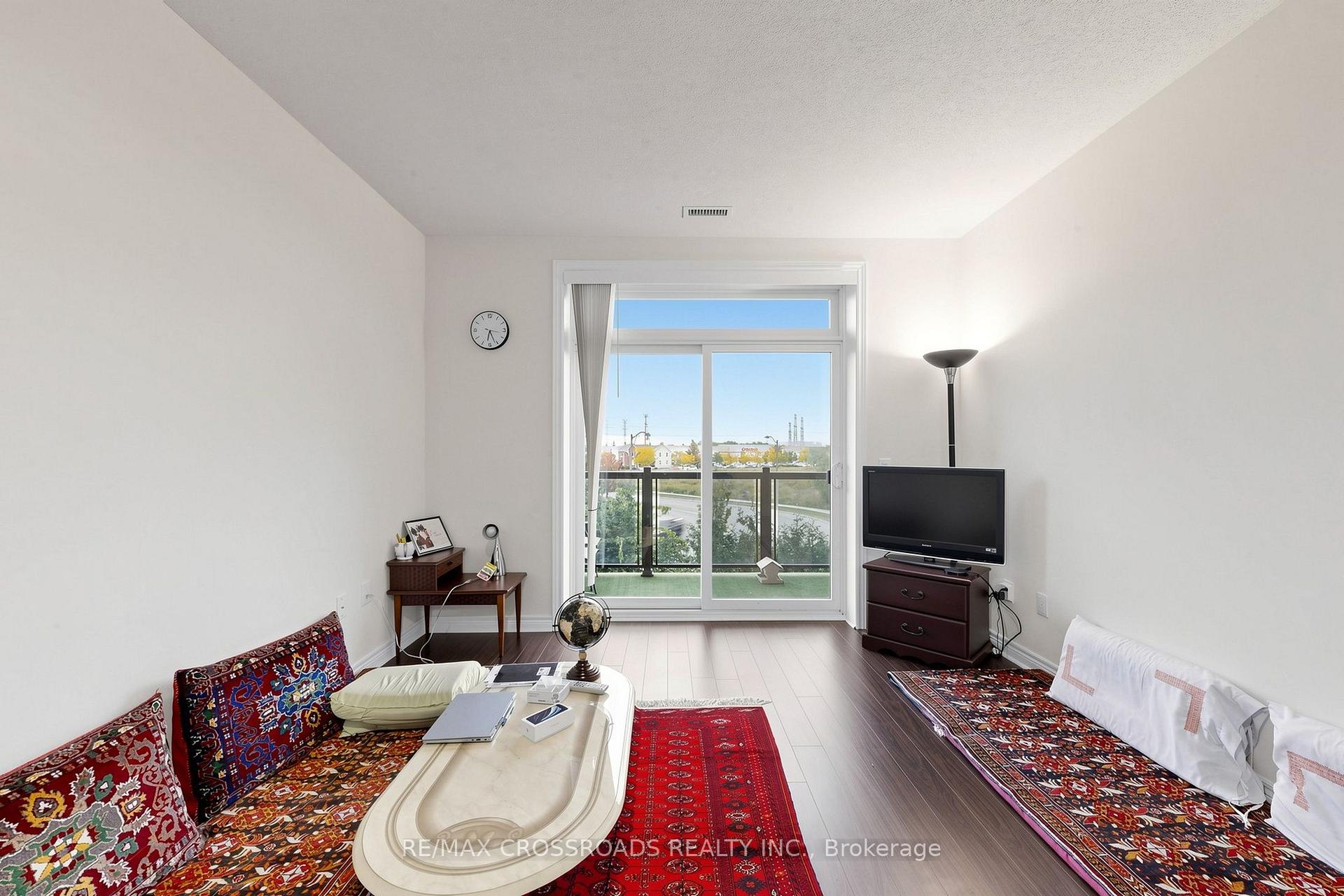 Photo 11 of Unit 222, 39 New Delhi Drive N, Markham, Cedarwood — HOMEH