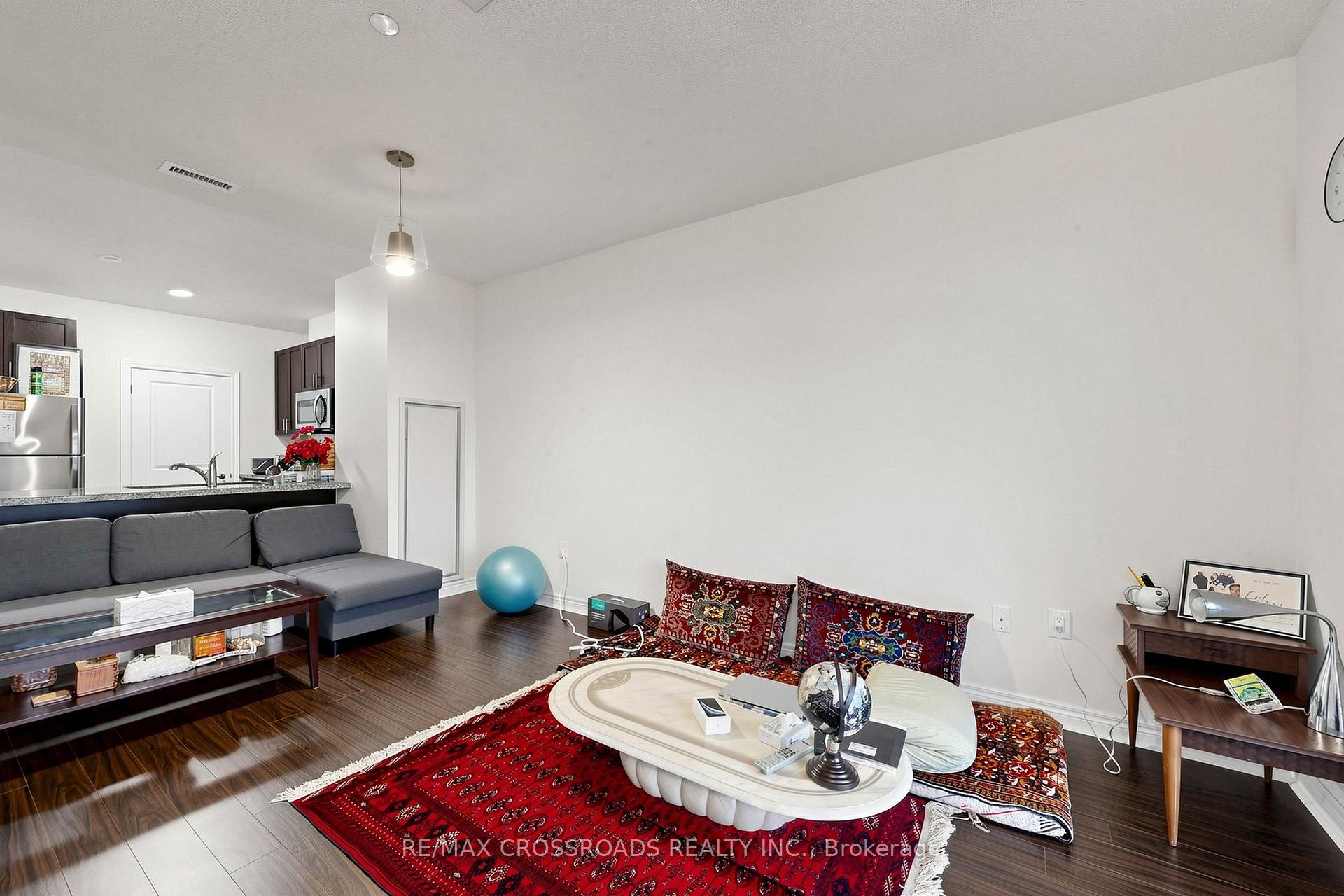 Photo 13 of Unit 222, 39 New Delhi Drive N, Markham, Cedarwood — HOMEH
