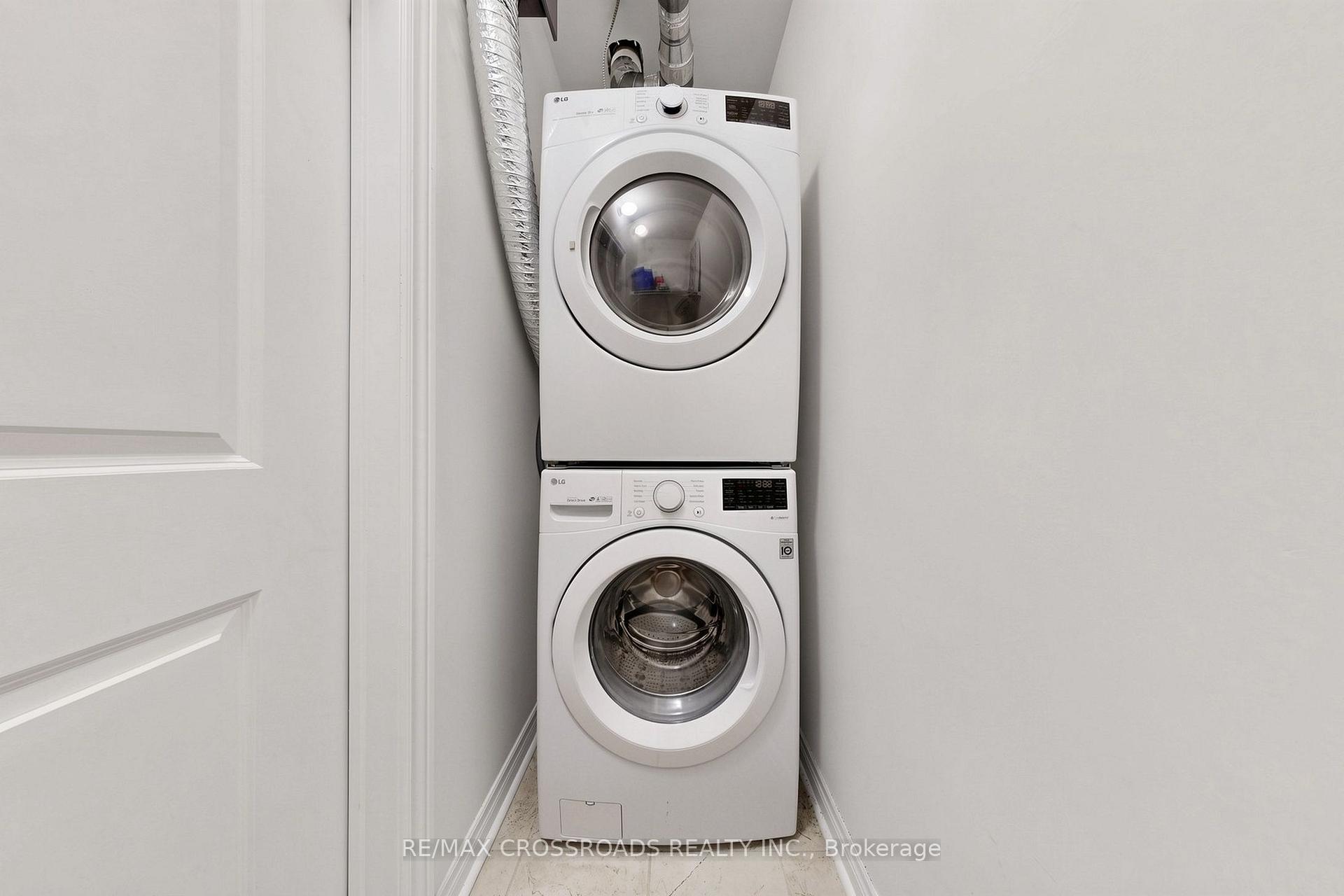 Photo 32 of Unit 222, 39 New Delhi Drive N, Markham, Cedarwood — HOMEH