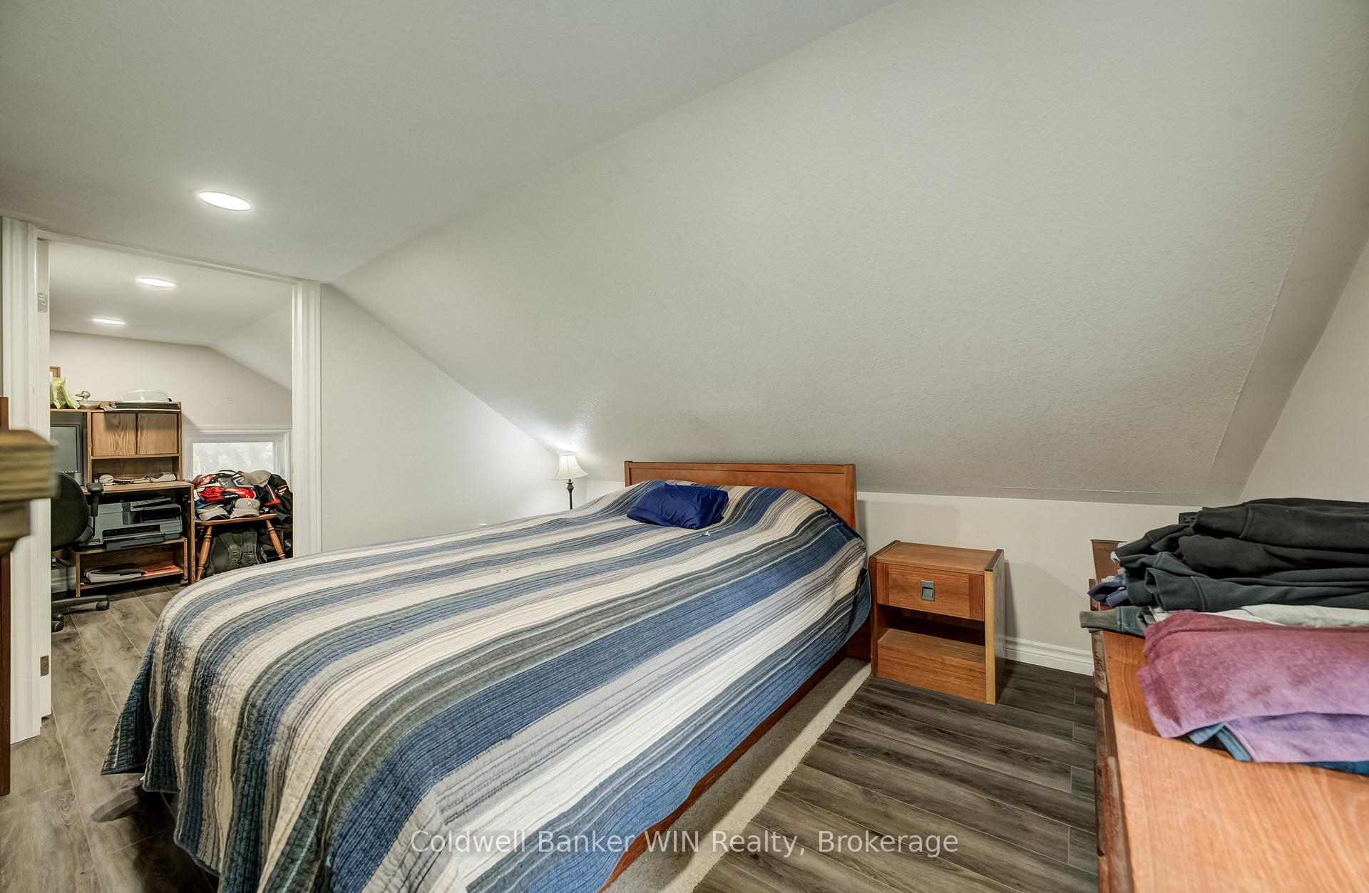 Photo 15 of 748 Arthur Street, West Grey — HOMEH