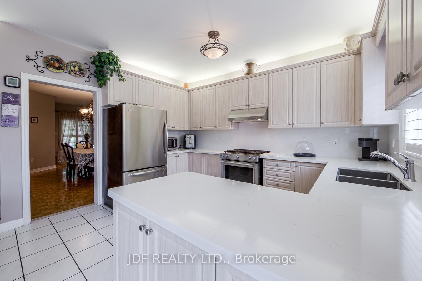 Photo 13 of 164 Golden Gate Circle, Vaughan, Sonoma Heights — HOMEH