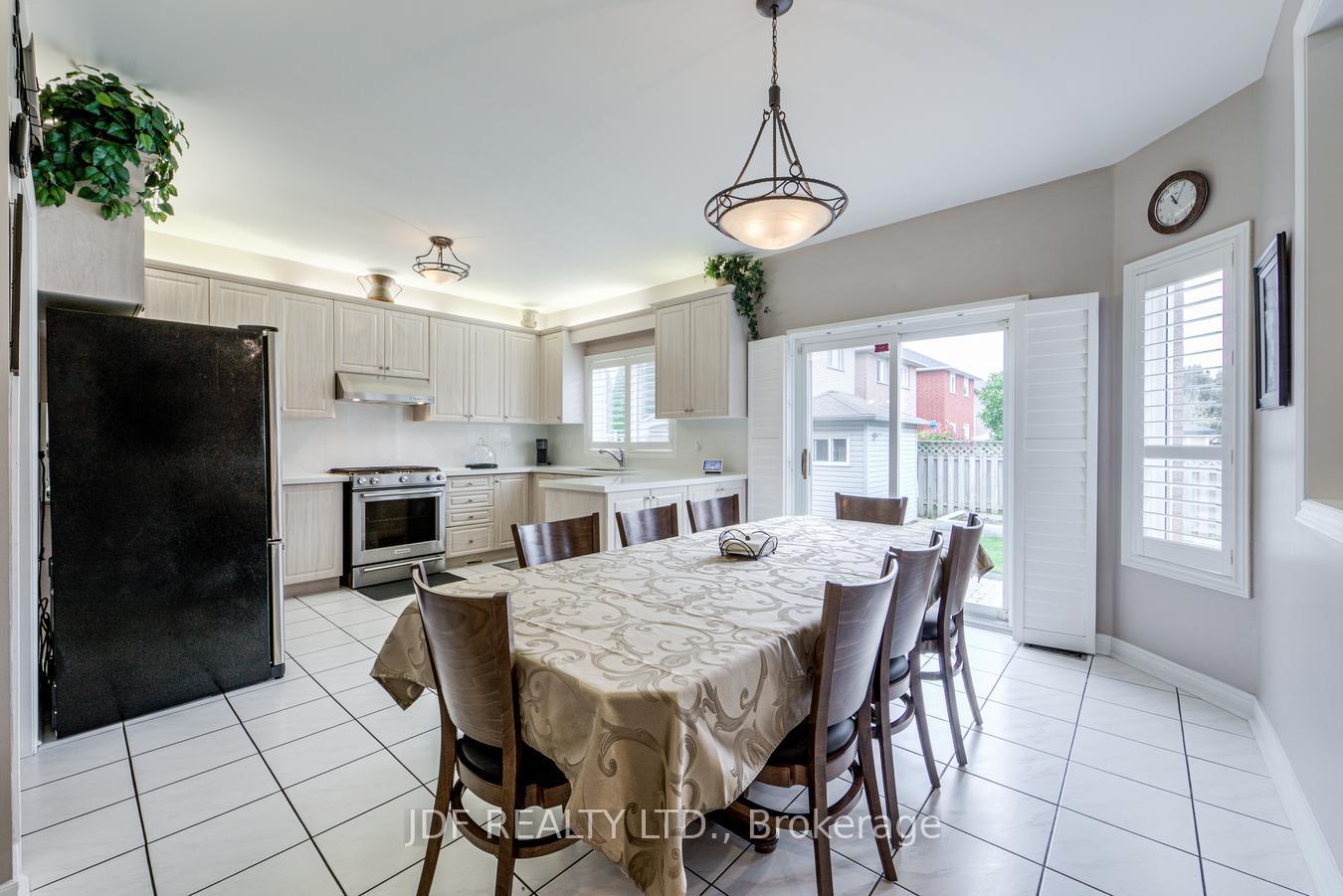 Photo 15 of 164 Golden Gate Circle, Vaughan, Sonoma Heights — HOMEH