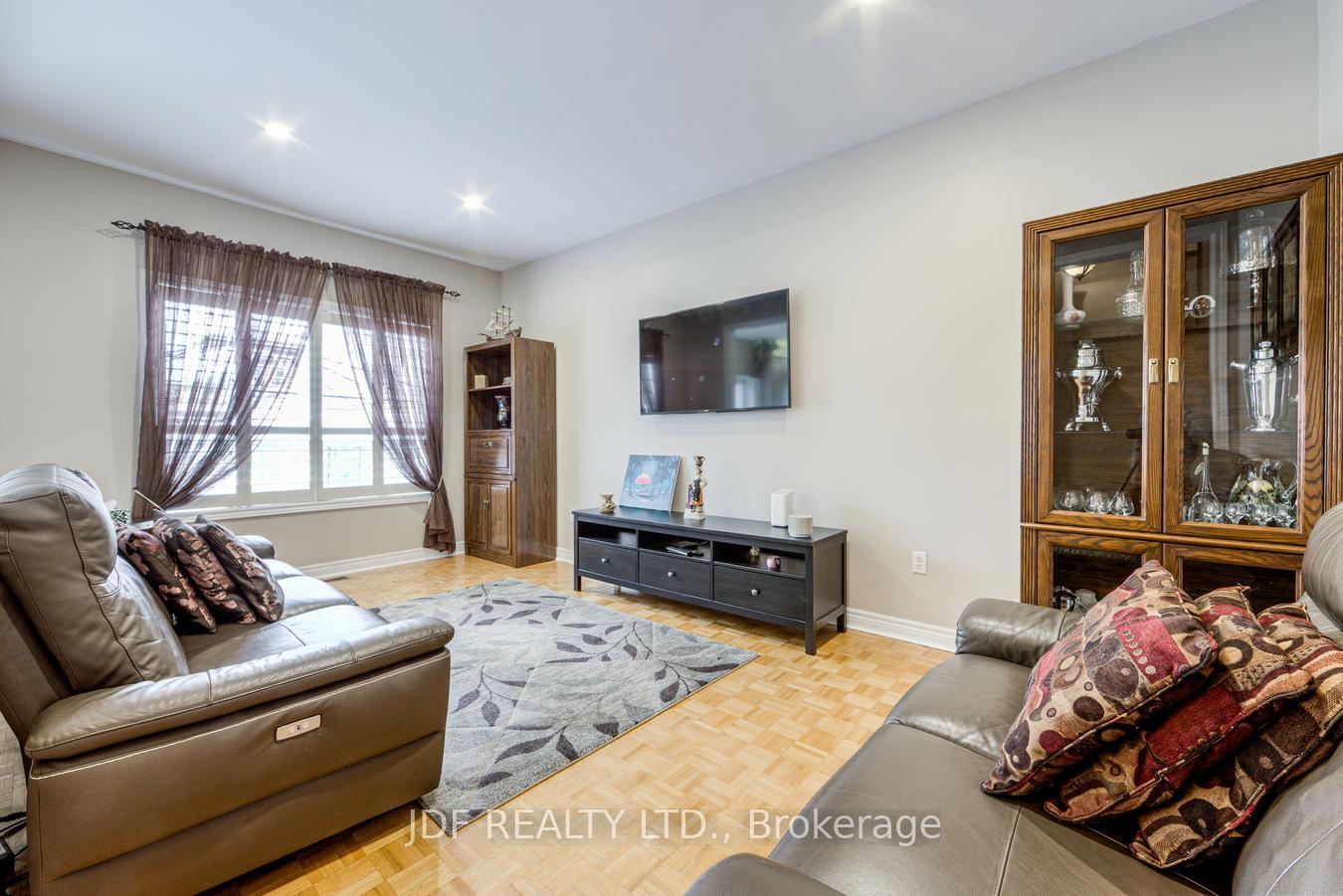 Photo 16 of 164 Golden Gate Circle, Vaughan, Sonoma Heights — HOMEH