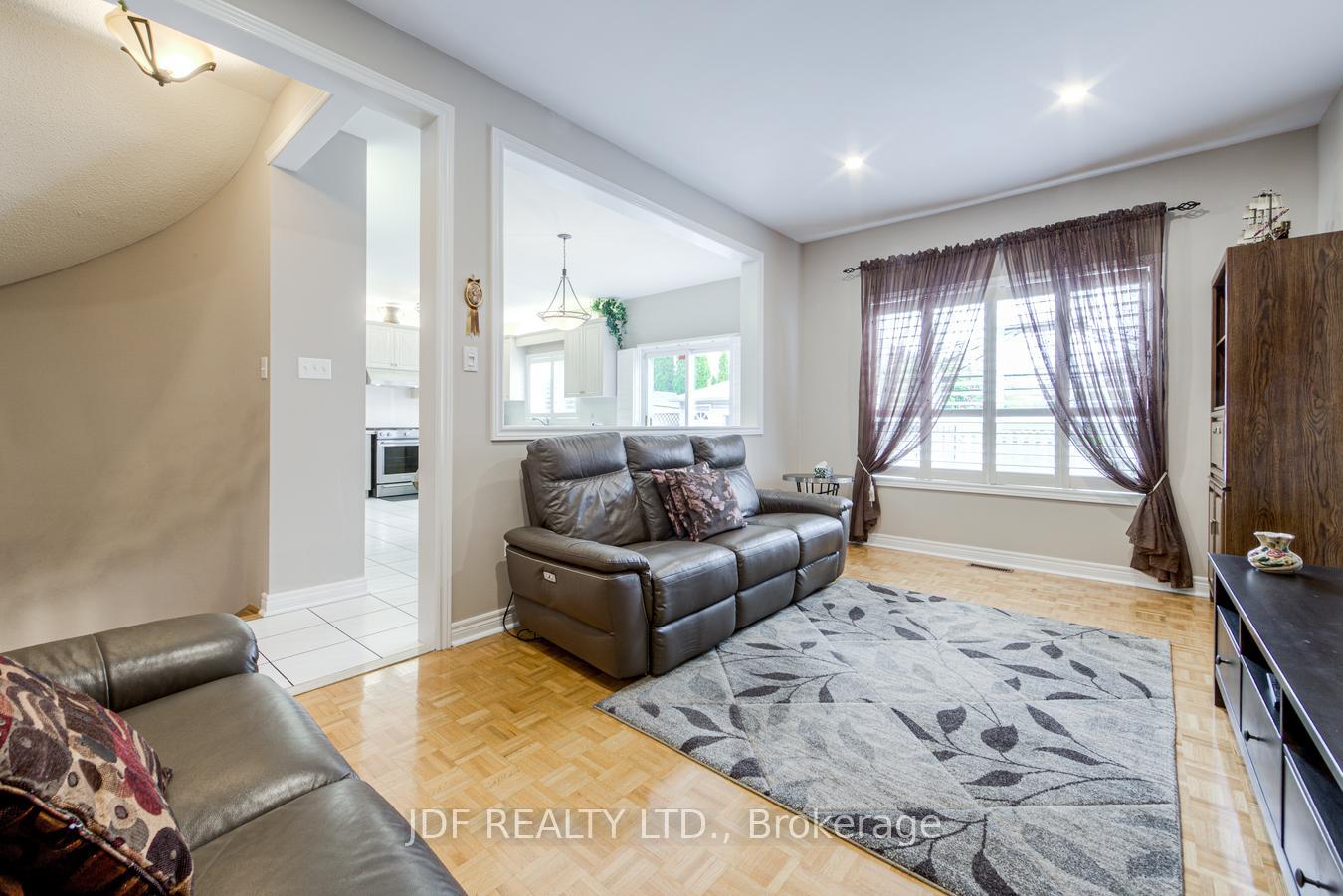 Photo 17 of 164 Golden Gate Circle, Vaughan, Sonoma Heights — HOMEH
