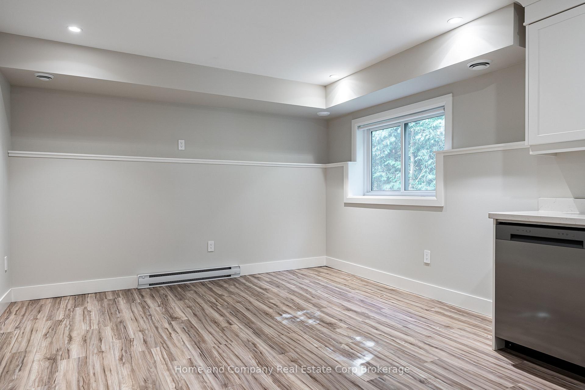 Photo 10 of 27 Brock Street, St. Marys — HOMEH