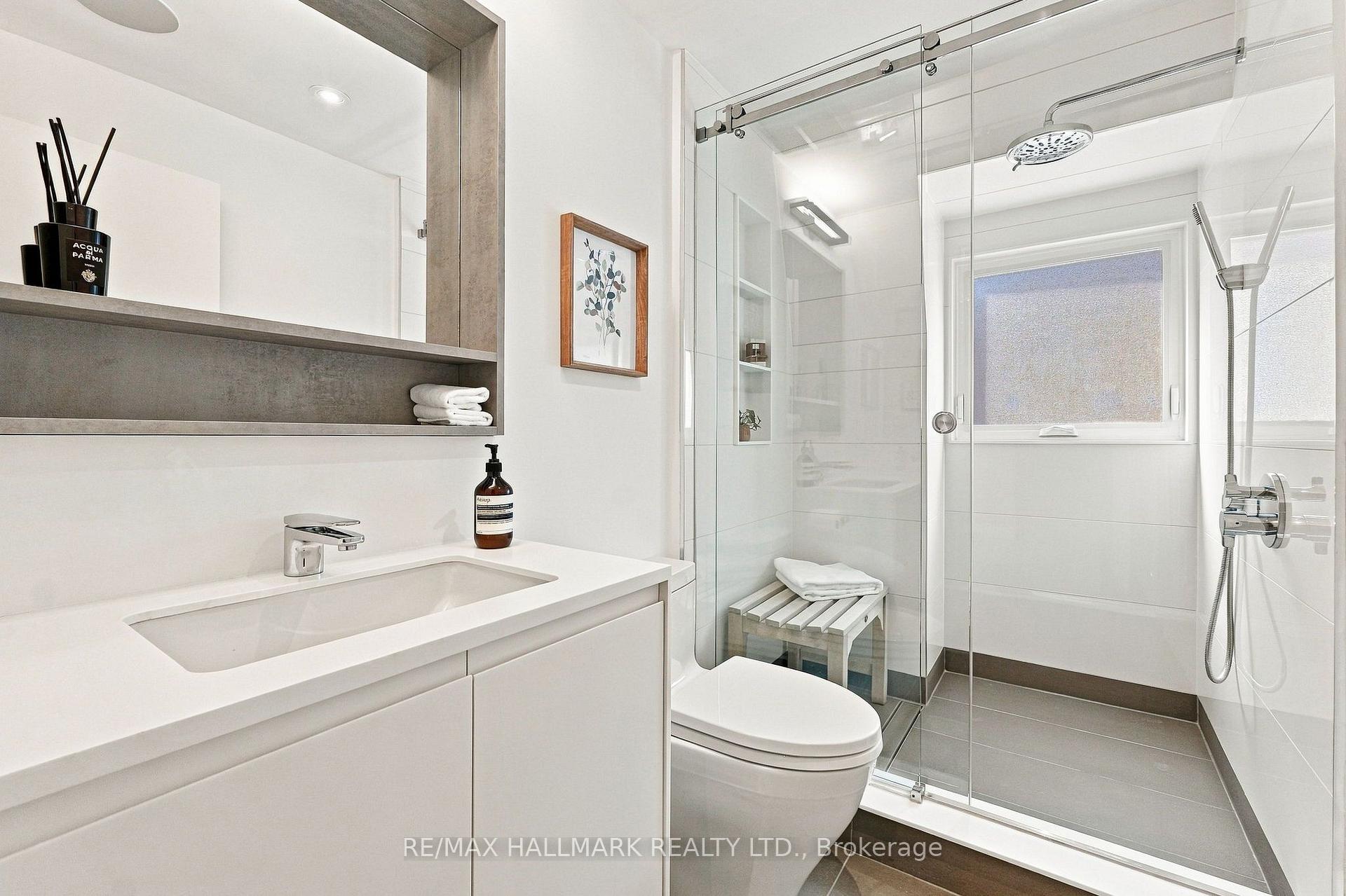 Photo 16 of 10 Earl Street, Toronto, North St. James Town — HOMEH