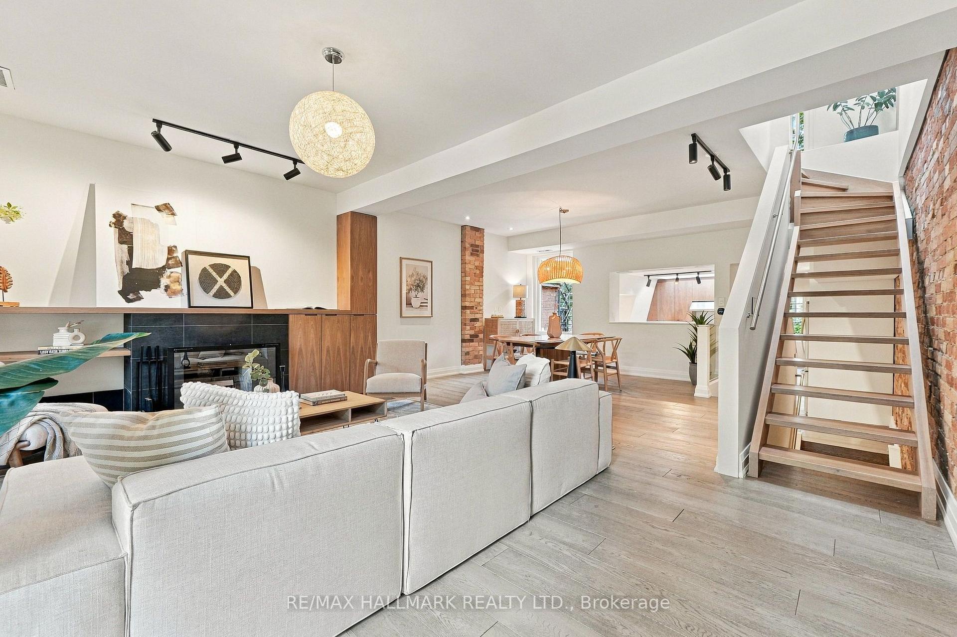 Photo 17 of 10 Earl Street, Toronto, North St. James Town — HOMEH