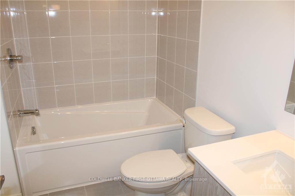 Photo 12 of 527 Corretto Place, Ottawa, Barrhaven - Heritage Park — HOMEH