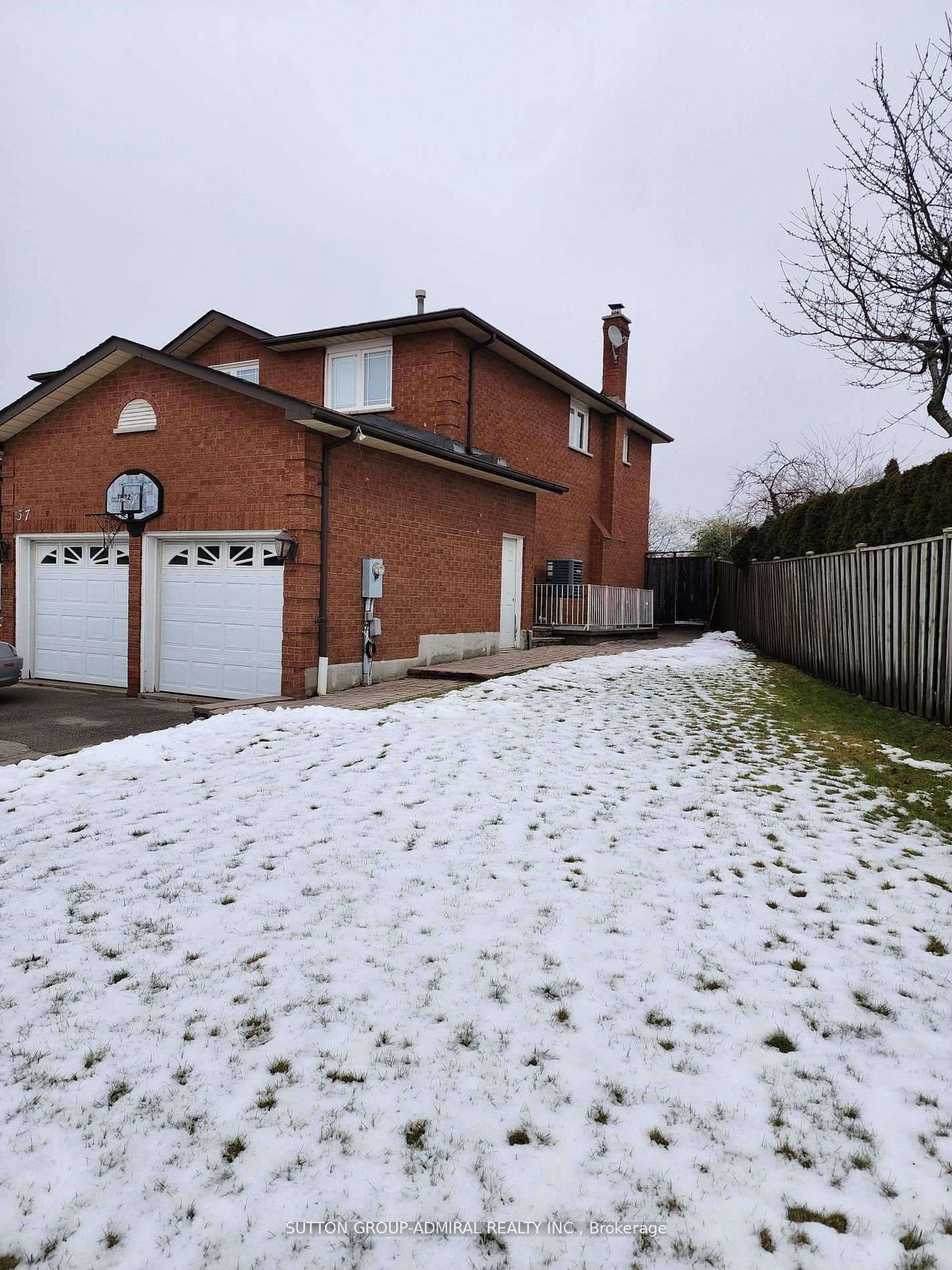 Photo 2 of Unit Bsmt, 37 Shawn Place, Vaughan, Concord — HOMEH