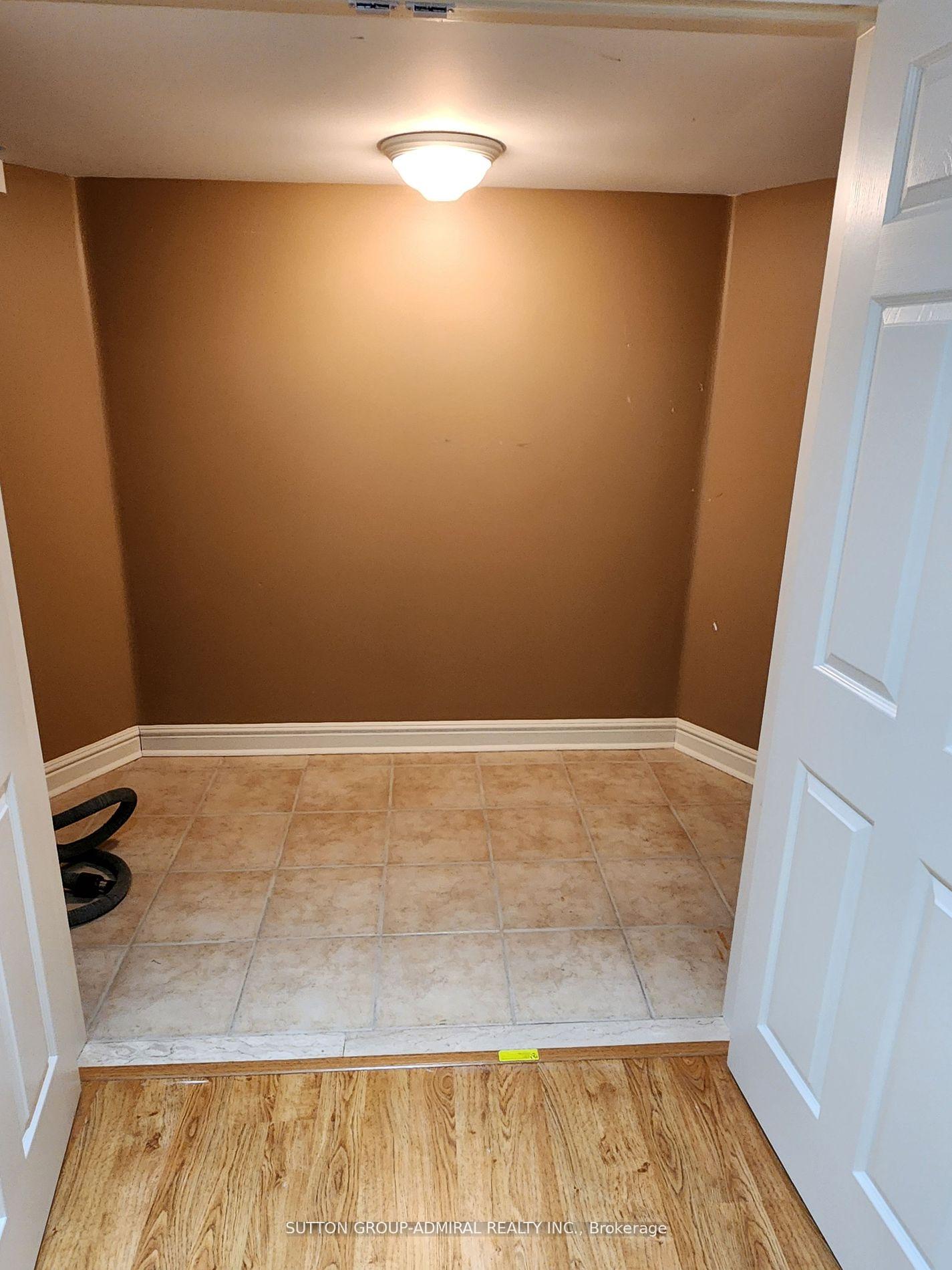 Photo 6 of Unit Bsmt, 37 Shawn Place, Vaughan, Concord — HOMEH