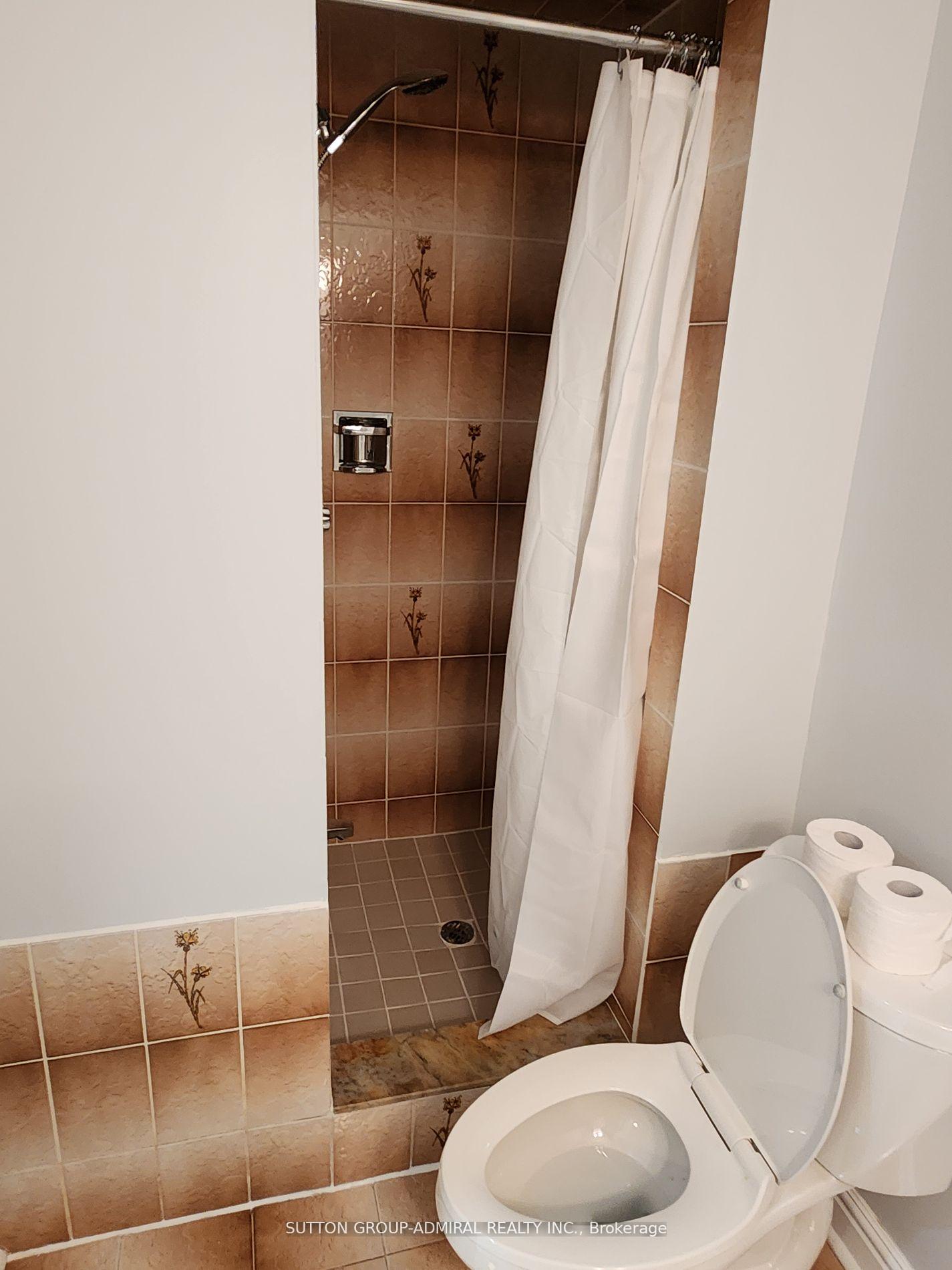 Photo 15 of Unit Bsmt, 37 Shawn Place, Vaughan, Concord — HOMEH