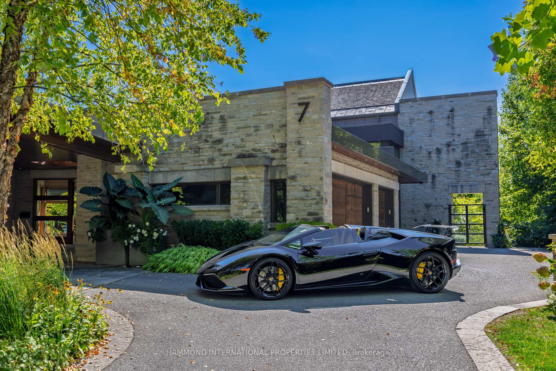 Photo 1 of 7 Oxbow Road, North York, Banbury-Don Mills — HOMEH