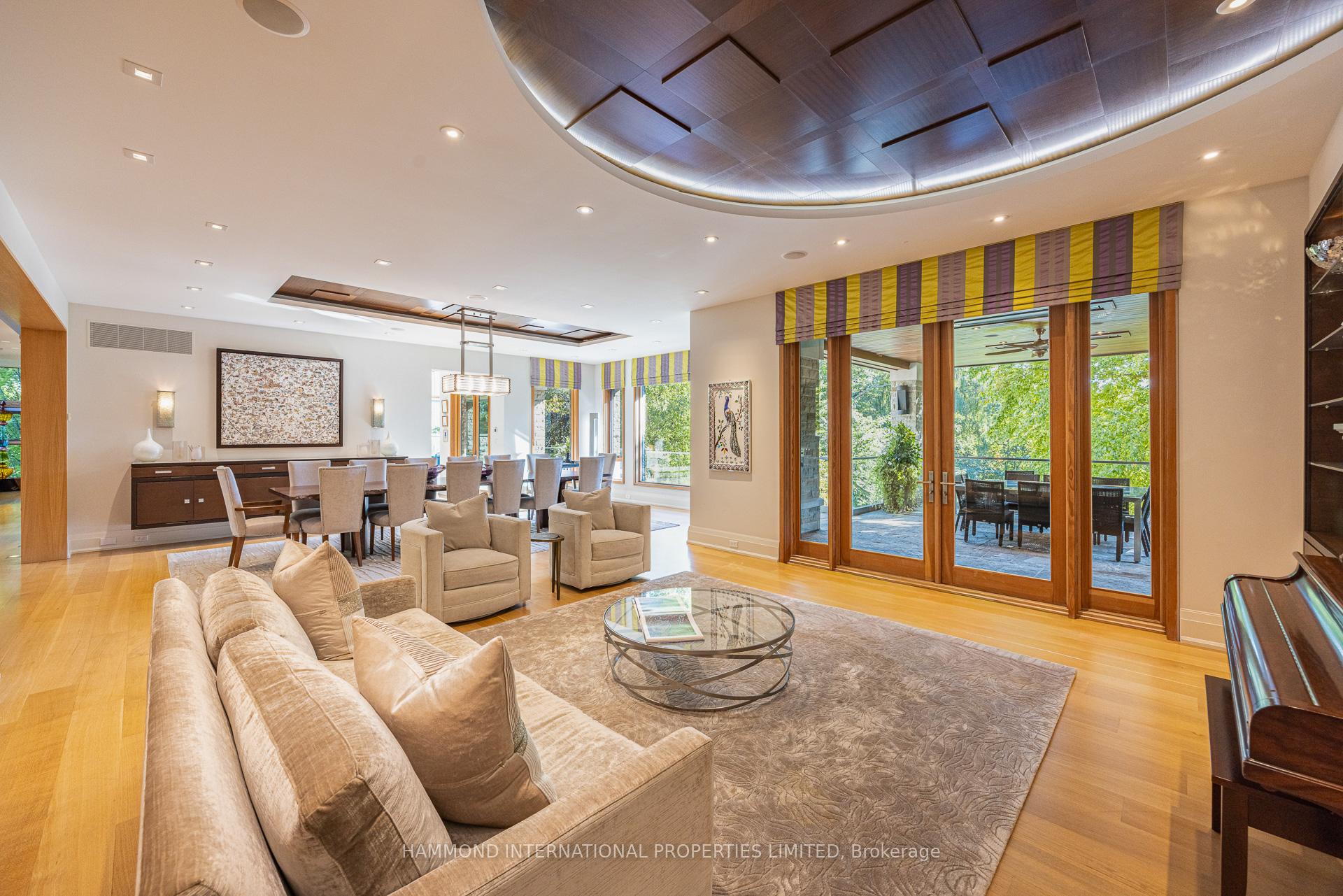 Photo 5 of 7 Oxbow Road, North York, Banbury-Don Mills — HOMEH