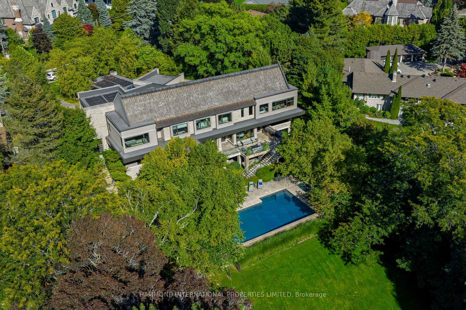 Photo 35 of 7 Oxbow Road, North York, Banbury-Don Mills — HOMEH