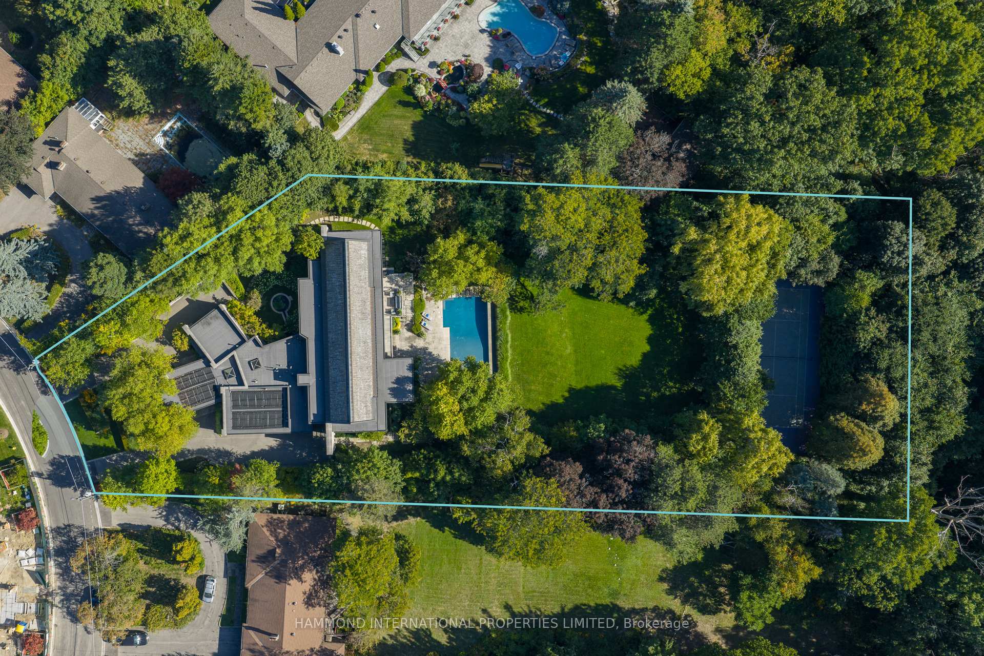 Photo 37 of 7 Oxbow Road, North York, Banbury-Don Mills — HOMEH