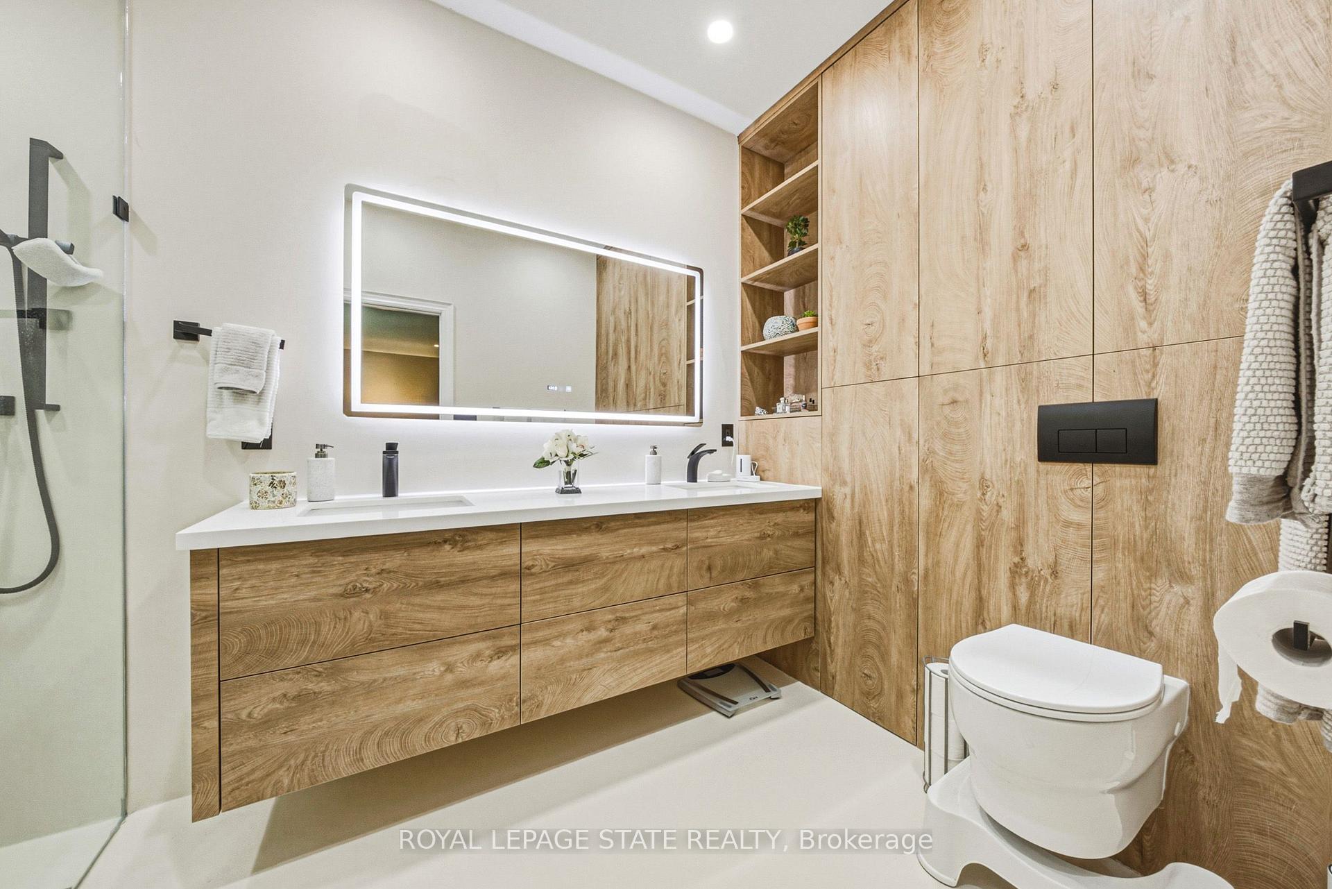 Photo 28 of 231 Pine Cove Road, Burlington, Roseland — HOMEH