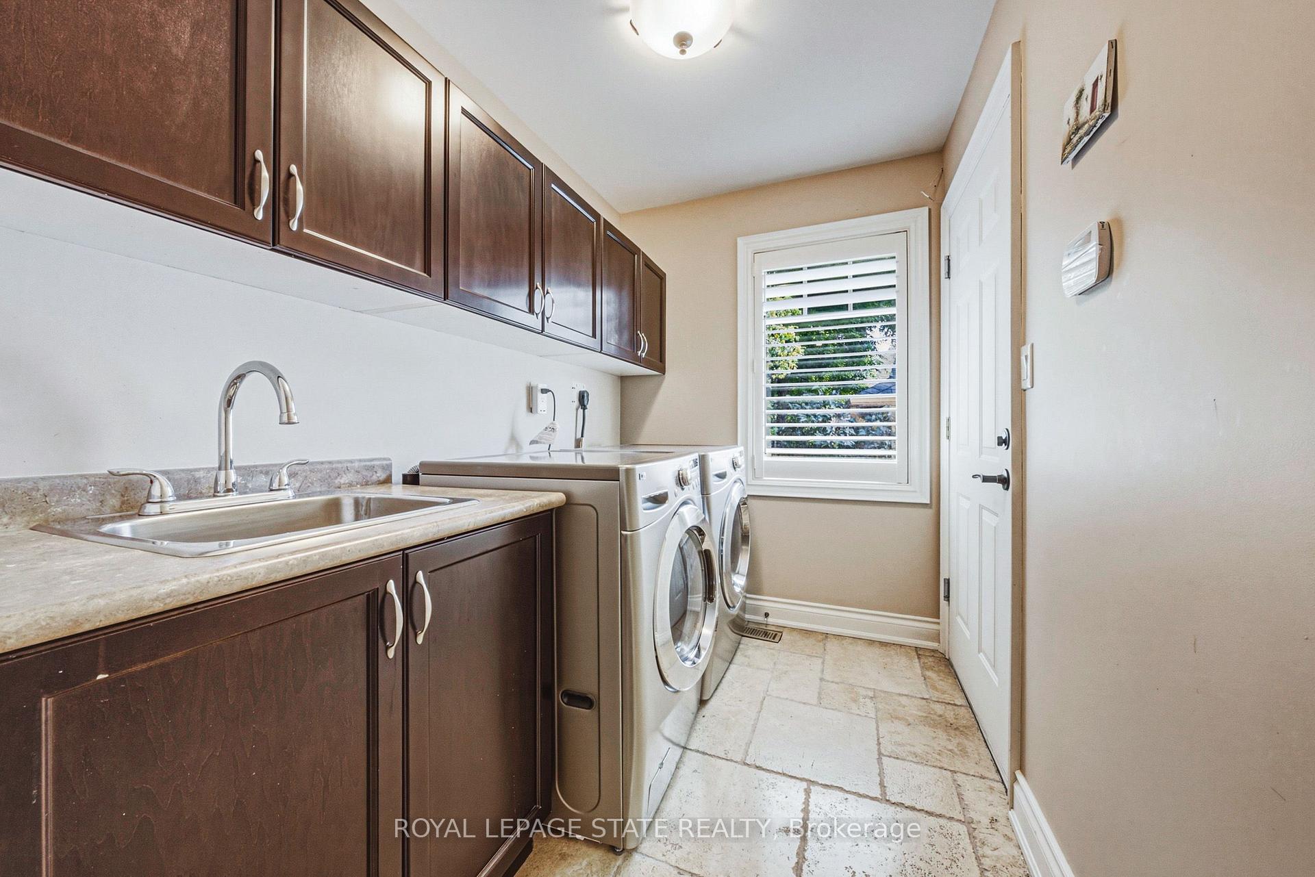 Photo 29 of 231 Pine Cove Road, Burlington, Roseland — HOMEH