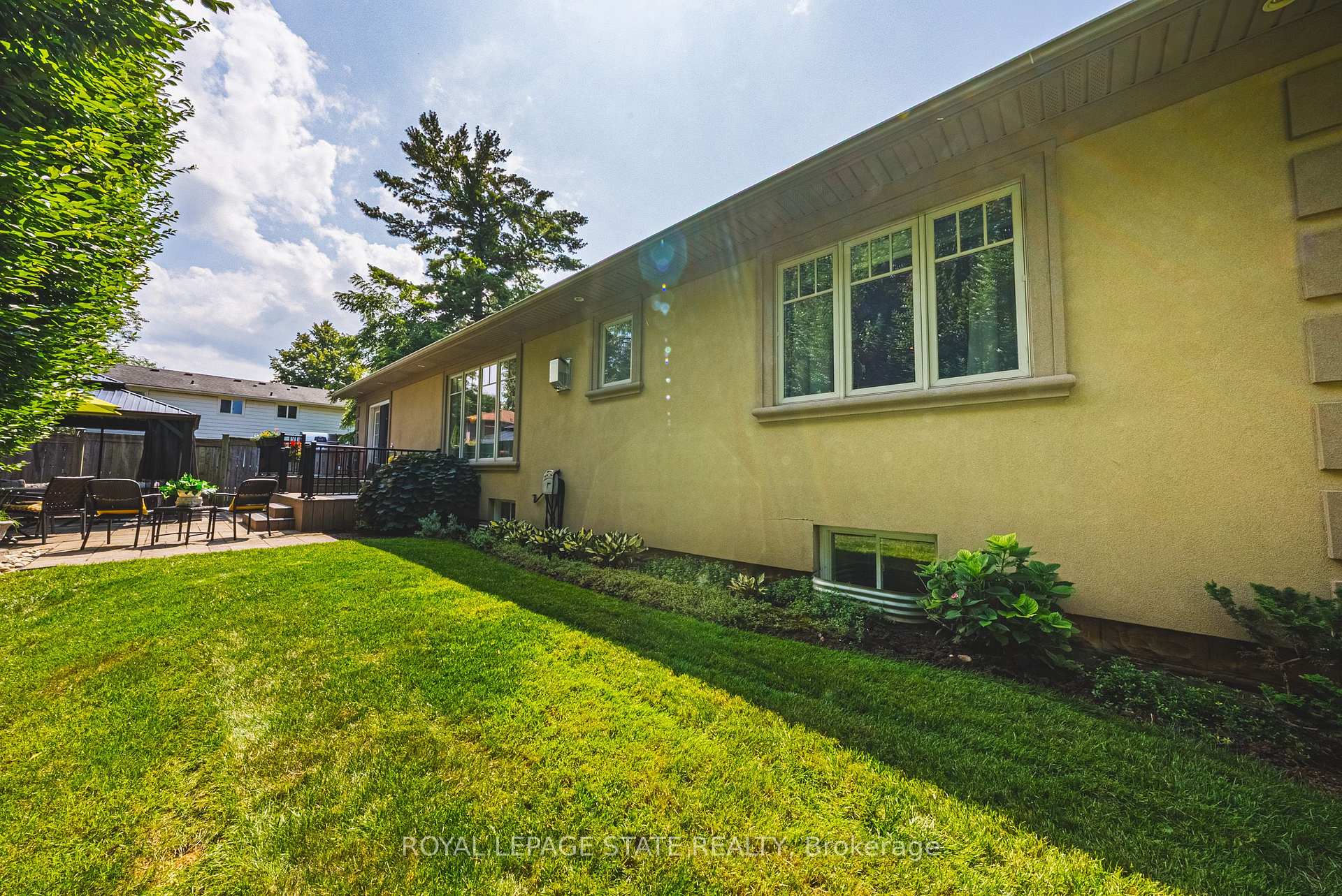 Photo 41 of 231 Pine Cove Road, Burlington, Roseland — HOMEH