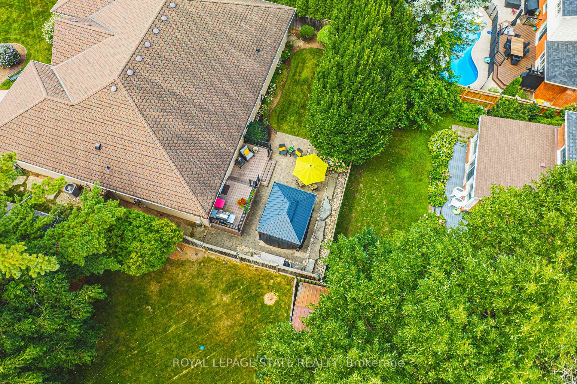 Photo 45 of 231 Pine Cove Road, Burlington, Roseland — HOMEH