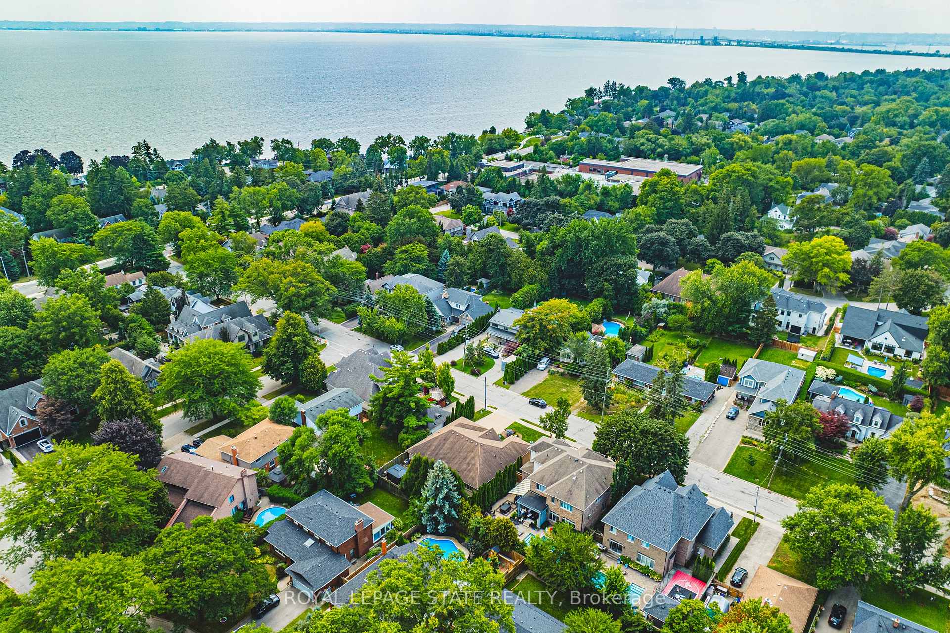 Photo 46 of 231 Pine Cove Road, Burlington, Roseland — HOMEH
