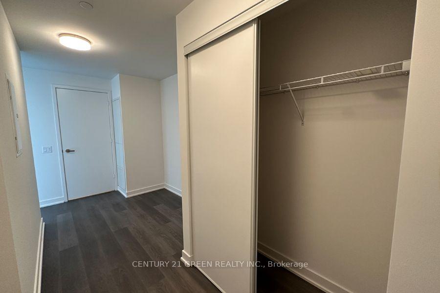 Photo 8 of Unit 2301, 3900 Confederation Parkway, Mississauga, City Centre — HOMEH