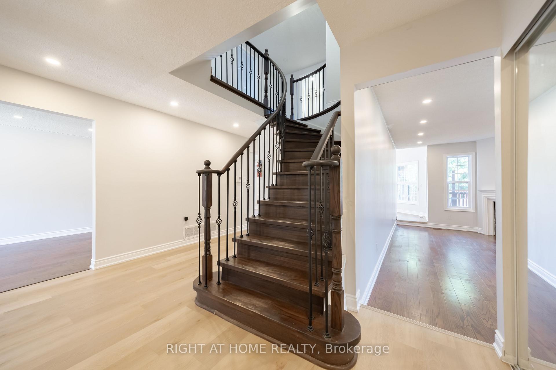 Photo 8 of 345 Mill Street S, Brampton, Brampton South — HOMEH
