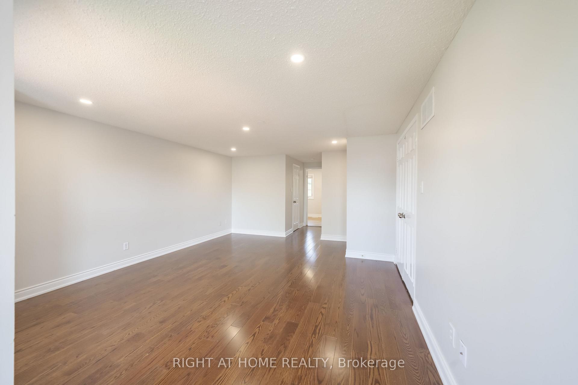 Photo 24 of 345 Mill Street S, Brampton, Brampton South — HOMEH