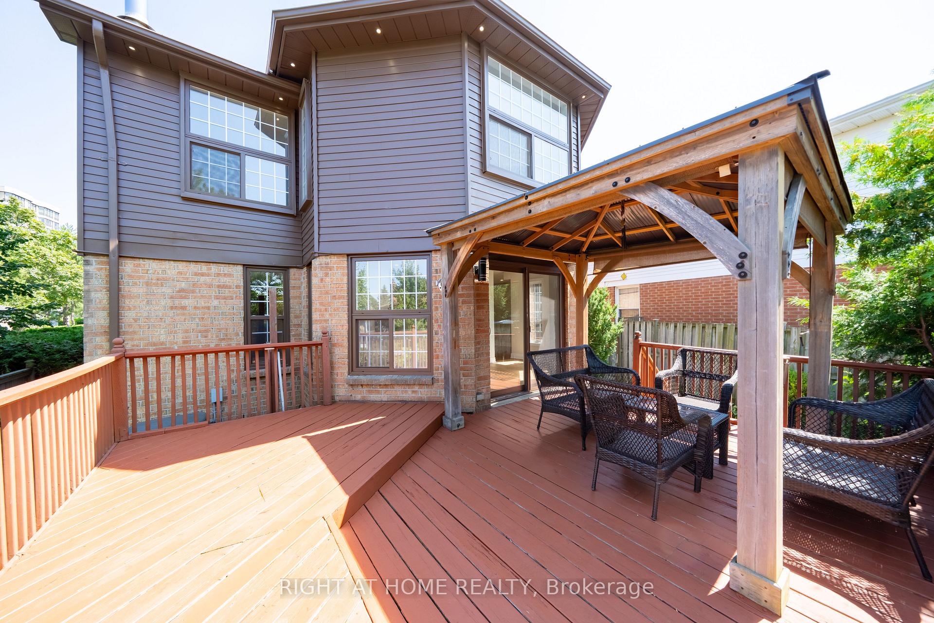 Photo 51 of 345 Mill Street S, Brampton, Brampton South — HOMEH
