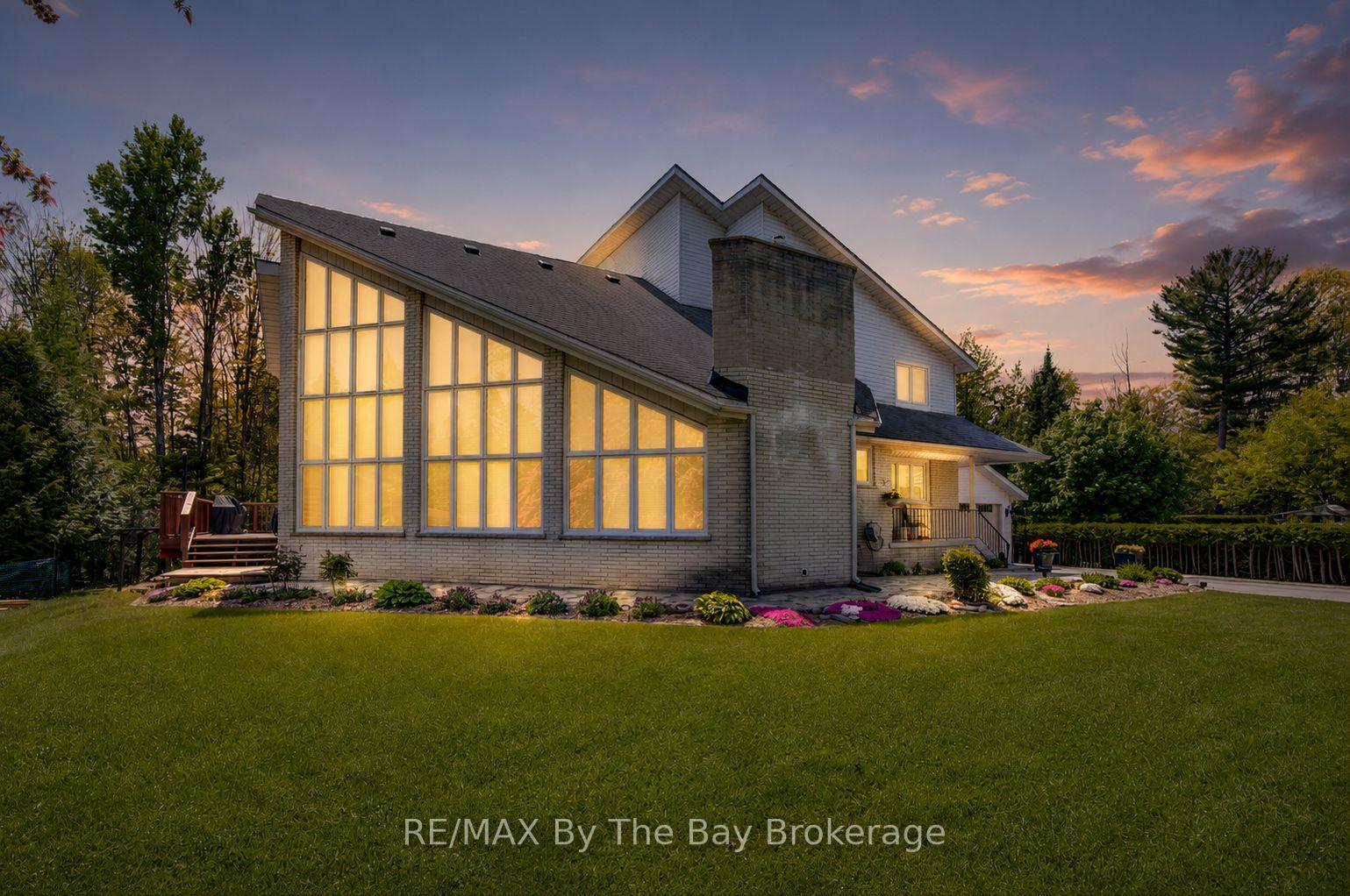 Photo of 32 Bridlewood Crescent