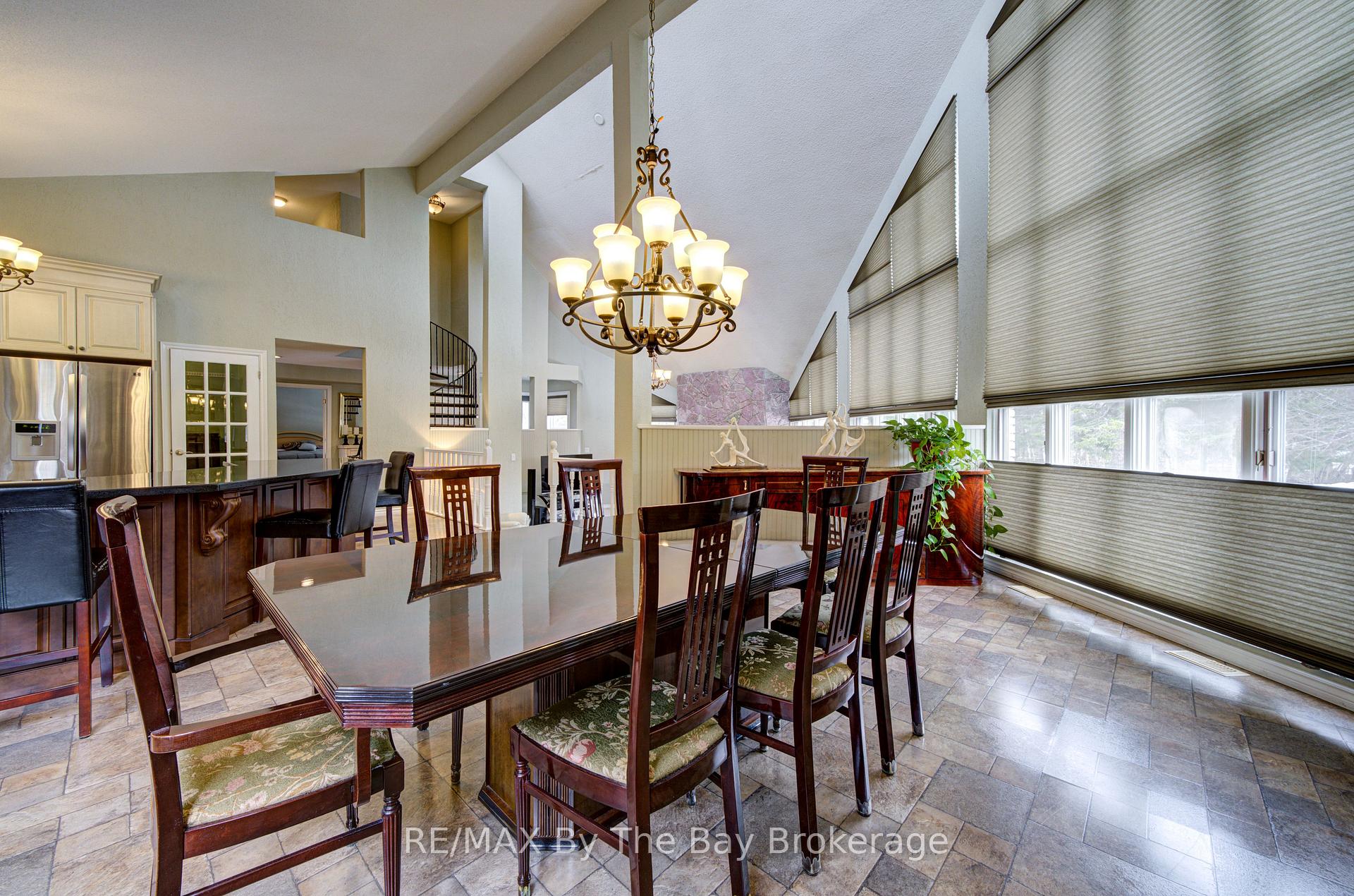 Photo 25 of 32 Bridlewood Crescent, Wasaga Beach — HOMEH