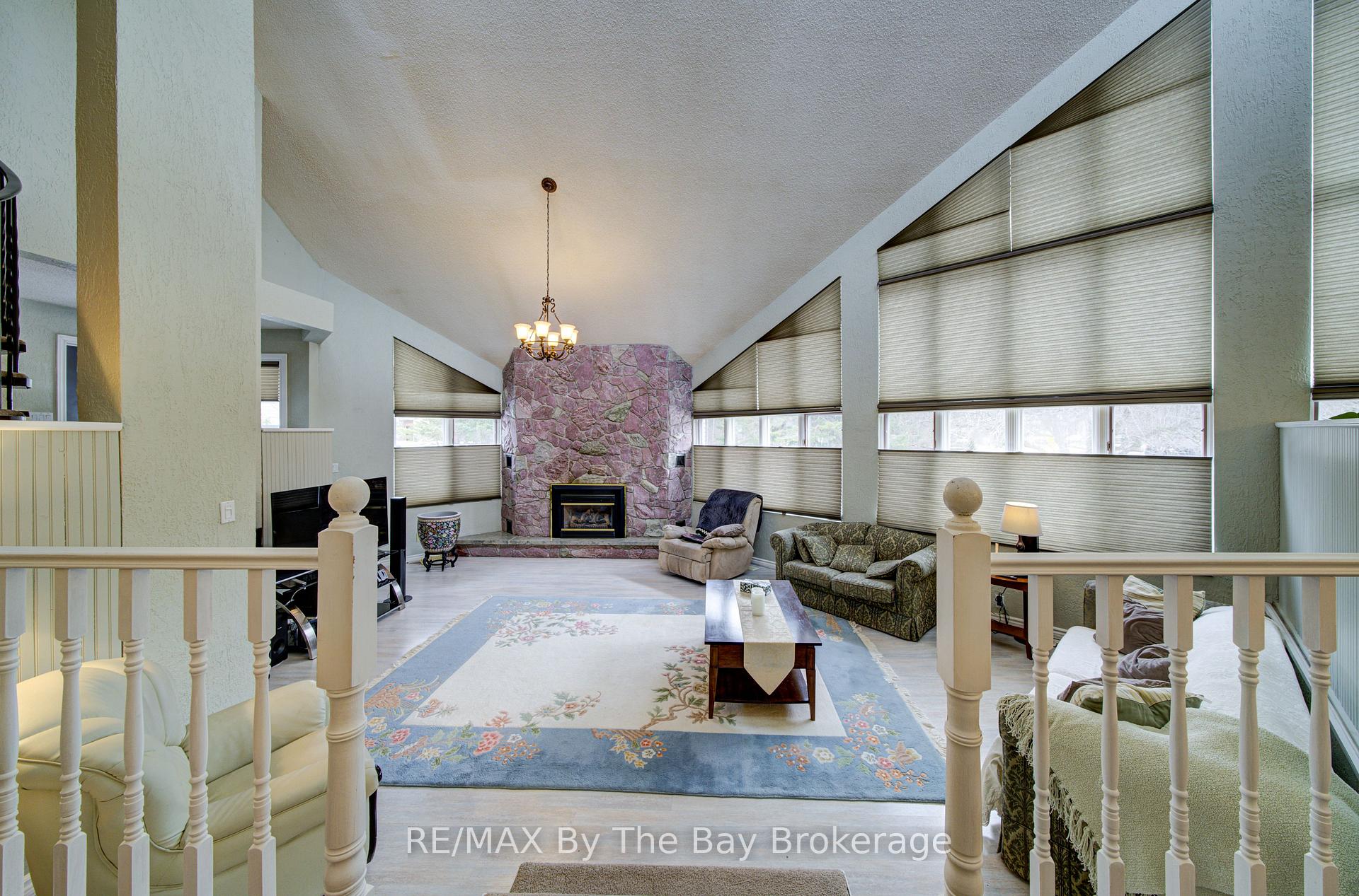 Photo 26 of 32 Bridlewood Crescent, Wasaga Beach — HOMEH