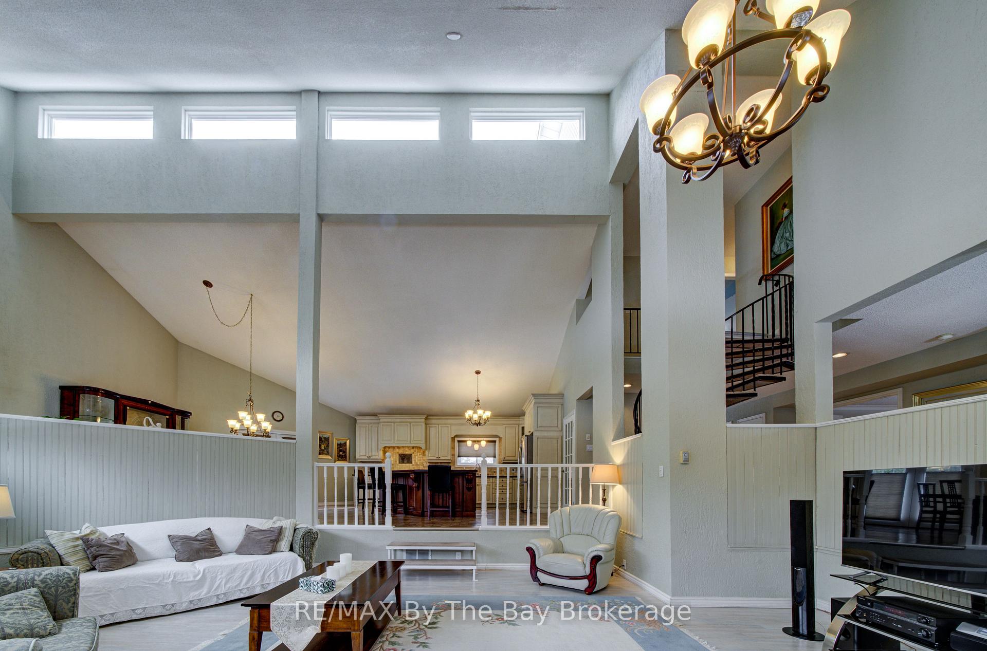 Photo 28 of 32 Bridlewood Crescent, Wasaga Beach — HOMEH
