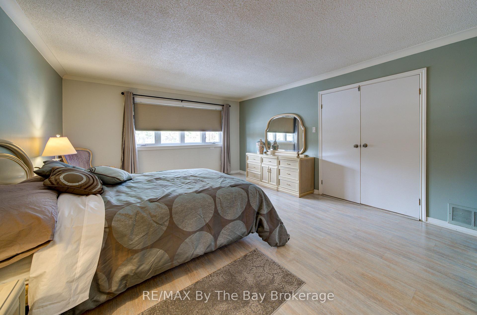 Photo 32 of 32 Bridlewood Crescent, Wasaga Beach — HOMEH