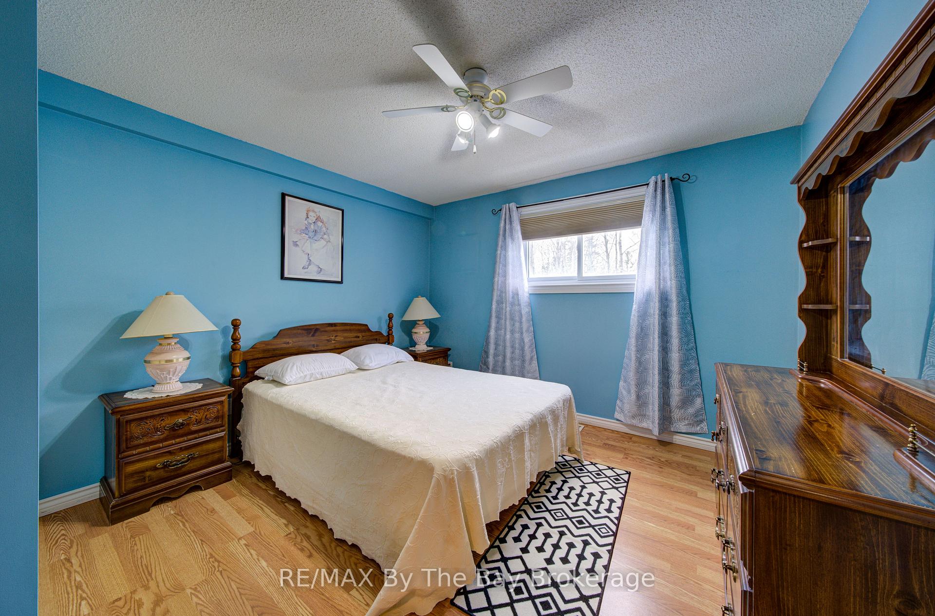 Photo 37 of 32 Bridlewood Crescent, Wasaga Beach — HOMEH