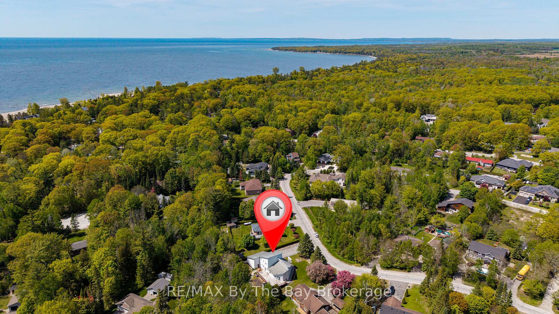 Photo 50 of 32 Bridlewood Crescent, Wasaga Beach — HOMEH