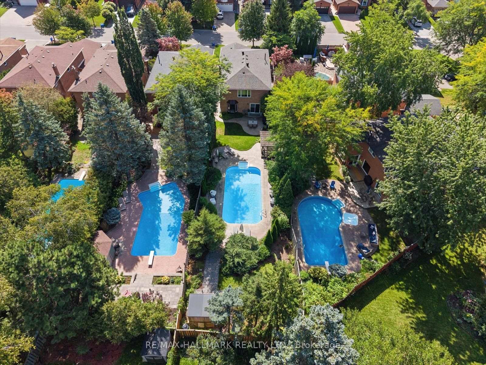 Photo 2 of 40 Colonel Butler Drive, Markham, Sherwood-Amberglen — HOMEH