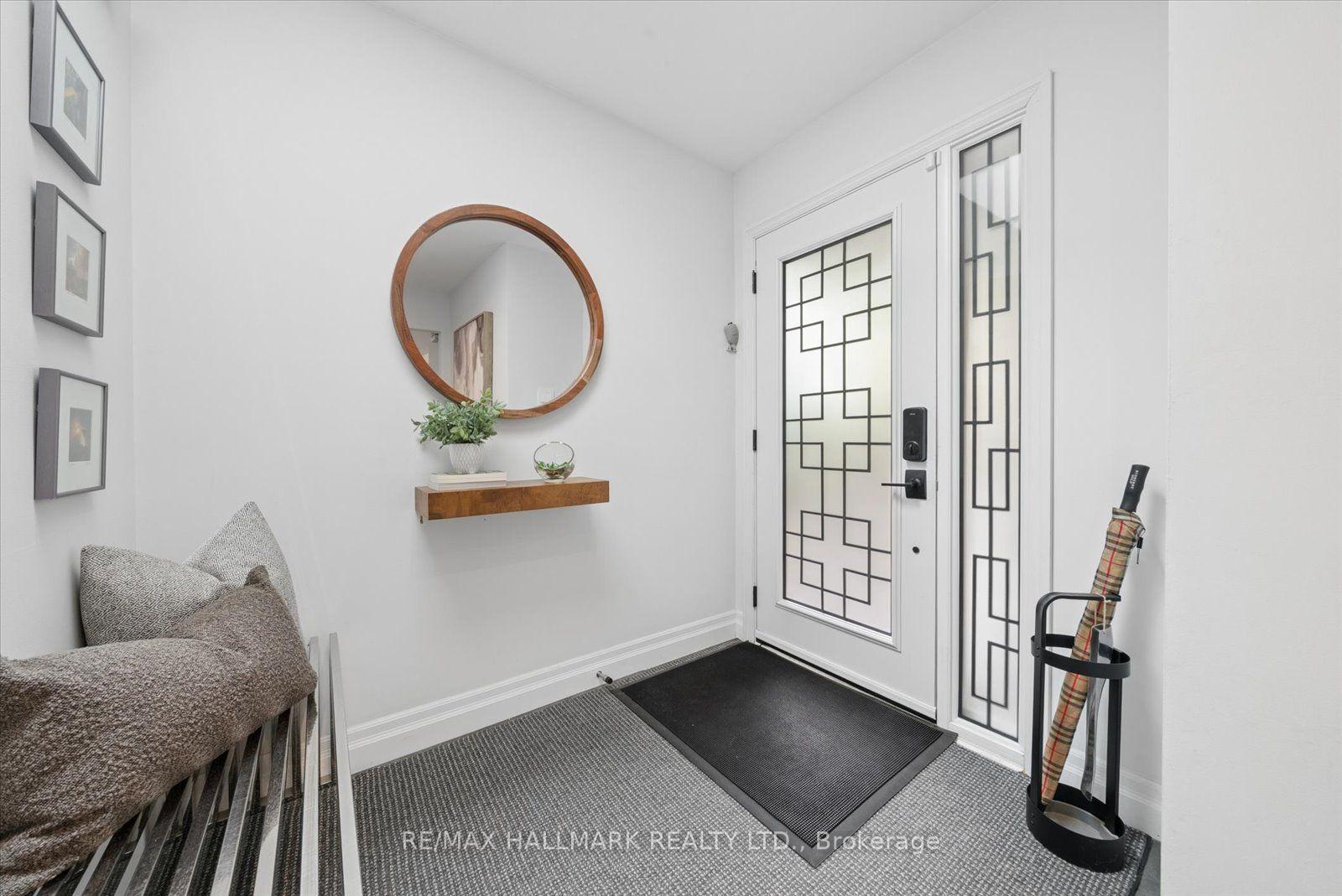 Photo 5 of 40 Colonel Butler Drive, Markham, Sherwood-Amberglen — HOMEH