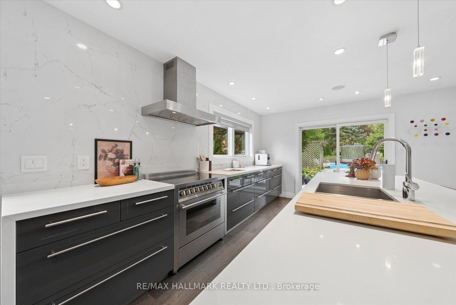 Photo 15 of 40 Colonel Butler Drive, Markham, Sherwood-Amberglen — HOMEH